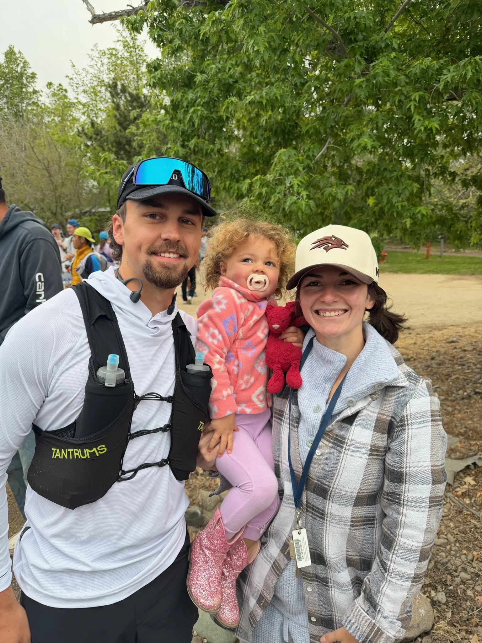 Father’s Day Gift Guide for Trail Running Dads: Useful Gear He’ll Actually Run In