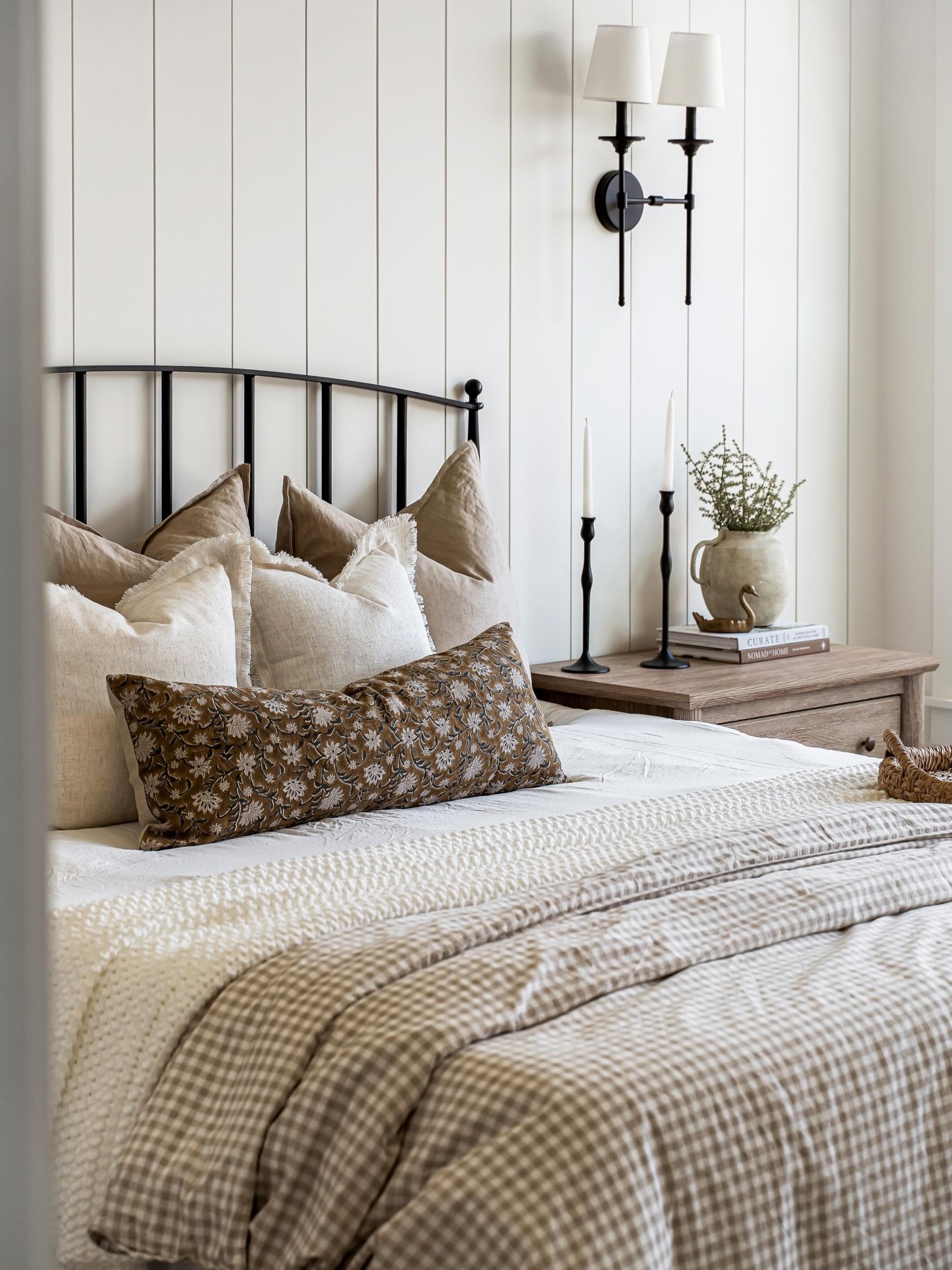 Throwback to one of our favorite bedrooms from last year&rsquo;s Parade of Homes.

You could literally hear the gasps as people walked into this room last year. Still one of my favorite spaces we&rsquo;ve staged. The warmth, layering, textures, and s