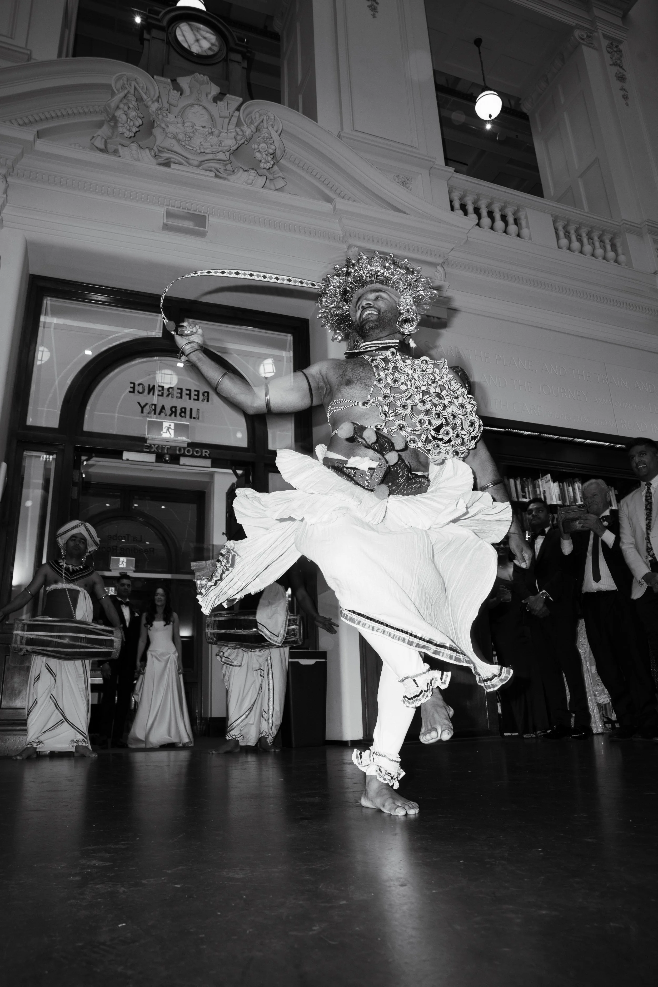 Hiran and Yolanda B&W-671.jpg