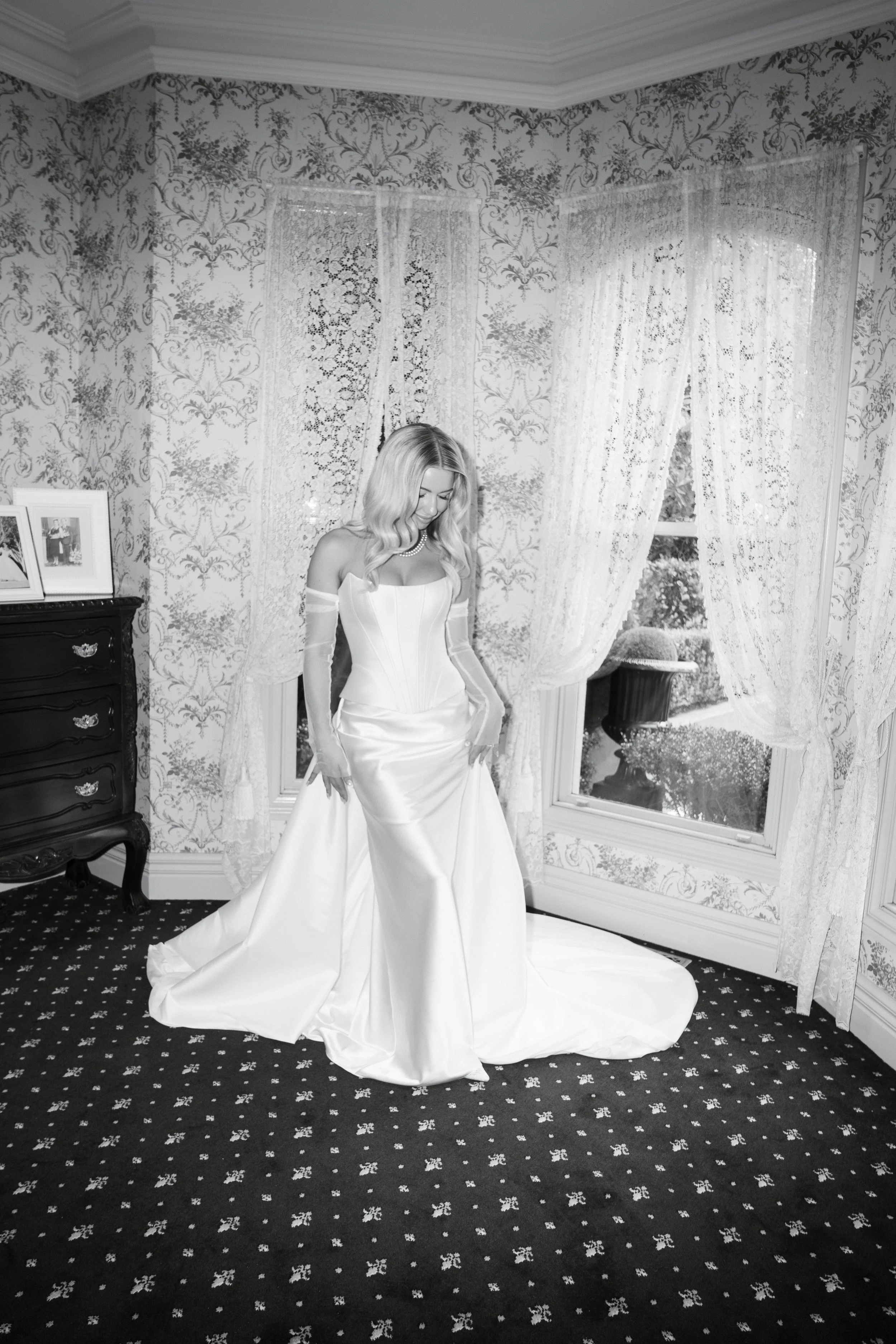 Jacob and Olivia B&W-205.jpg