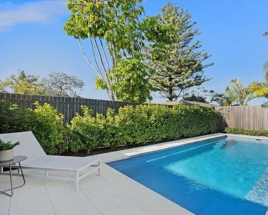 C h r i s t m a s  With Christmas only 5 days away, who still running around doing last minute Christmas shopping?
⠀⠀⠀⠀⠀⠀⠀⠀⠀
Styling @stylenesscollaroy