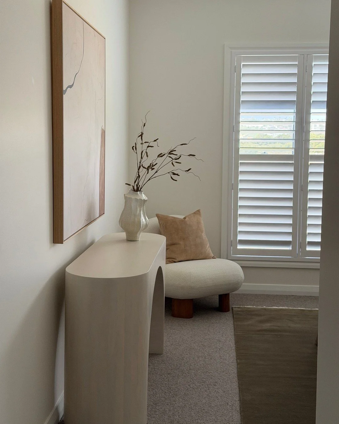 A snippet from our recent 'Style to Stay' project...

A space to pause, shaped by soft lines and subtle detail.