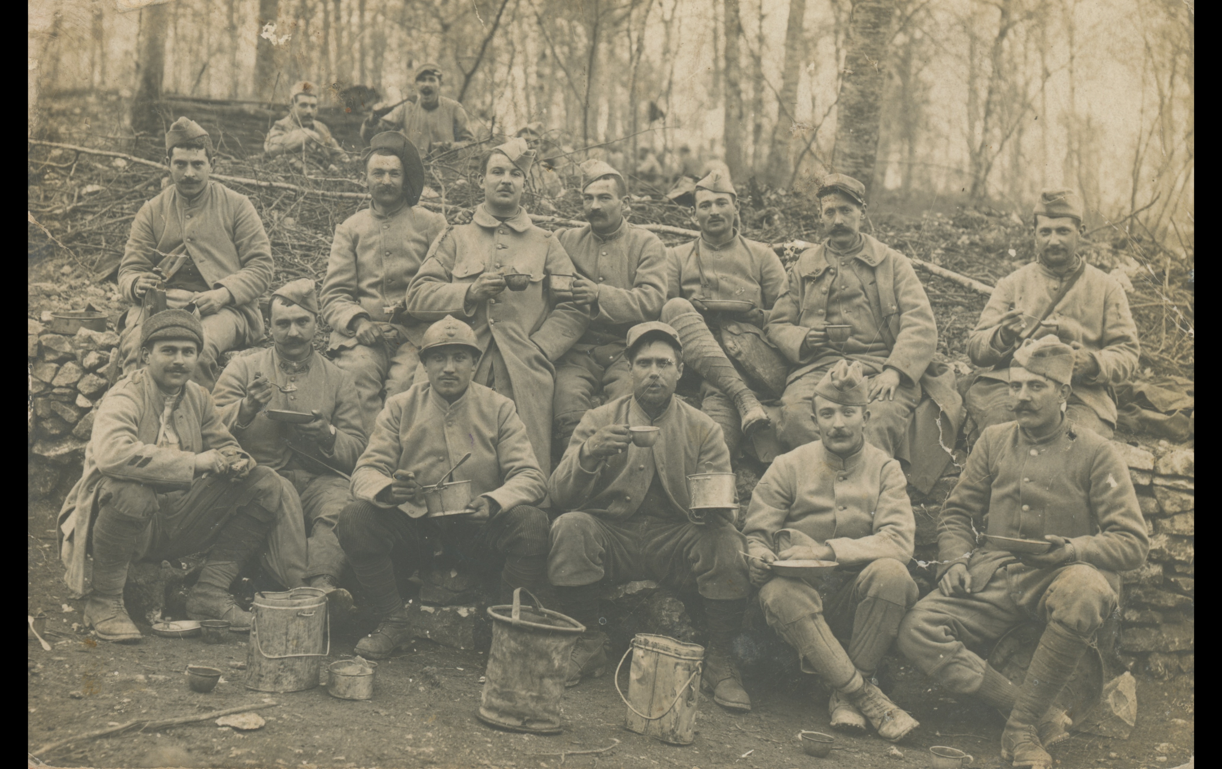 (15.22.A) Group photo of infantrymen of the 134th Infantry Regiment
Date: c.1915
Location: ?
Unit: 134th Infantry Regiment
Author: ?
Present in the photo: ?