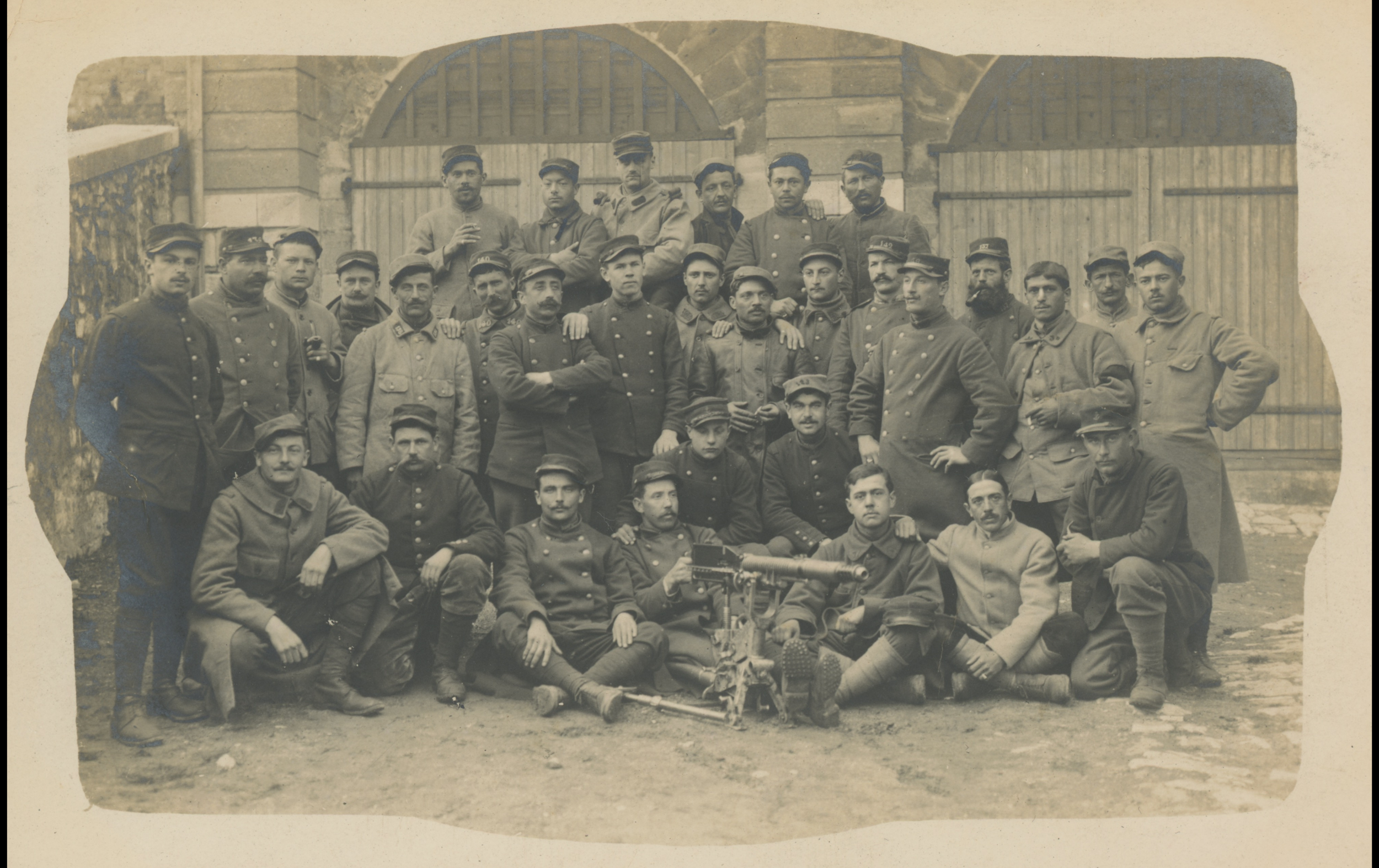 (16.16.A) Group photo of infantrymen of diverse regiments
Date: April 8th 1916
Location: Bayonne, France (64)
Unit: Diverse regiments
Author: Théodore MALPUECH
Present in the photo: 
1. Théodore MALPUECH (Mle 3132)
FM:  tinyurl.com/37s8ppe2 