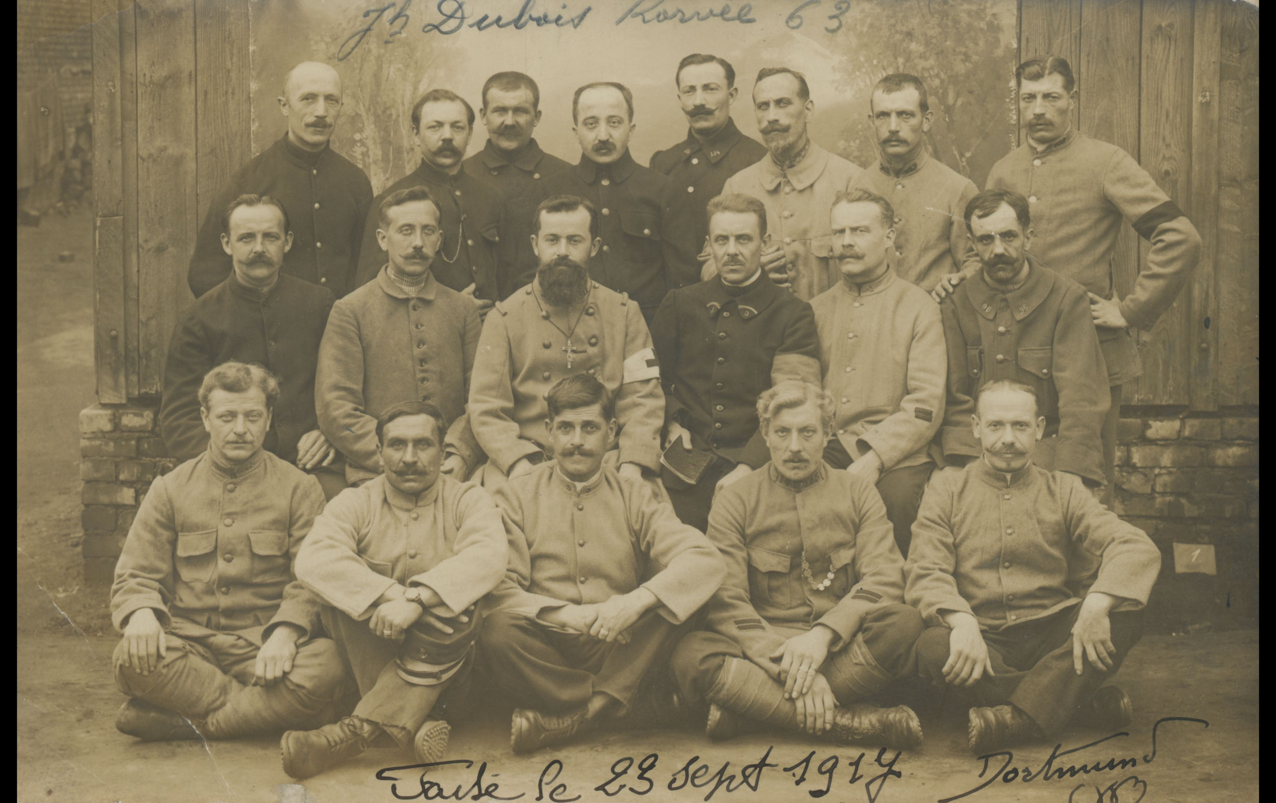 (POW.2.A) Group photo of French prisoners
Date: September 23rd 1917
Location: Dortmund, Germany
Unit: Diverse regiments
Author: ?
Present in the photo: 
1. Arsène Pierre Paul CARTIER (Mle 197)
FM: https://tinyurl.com/muftymrv 
2. Marius Pierre Etienn