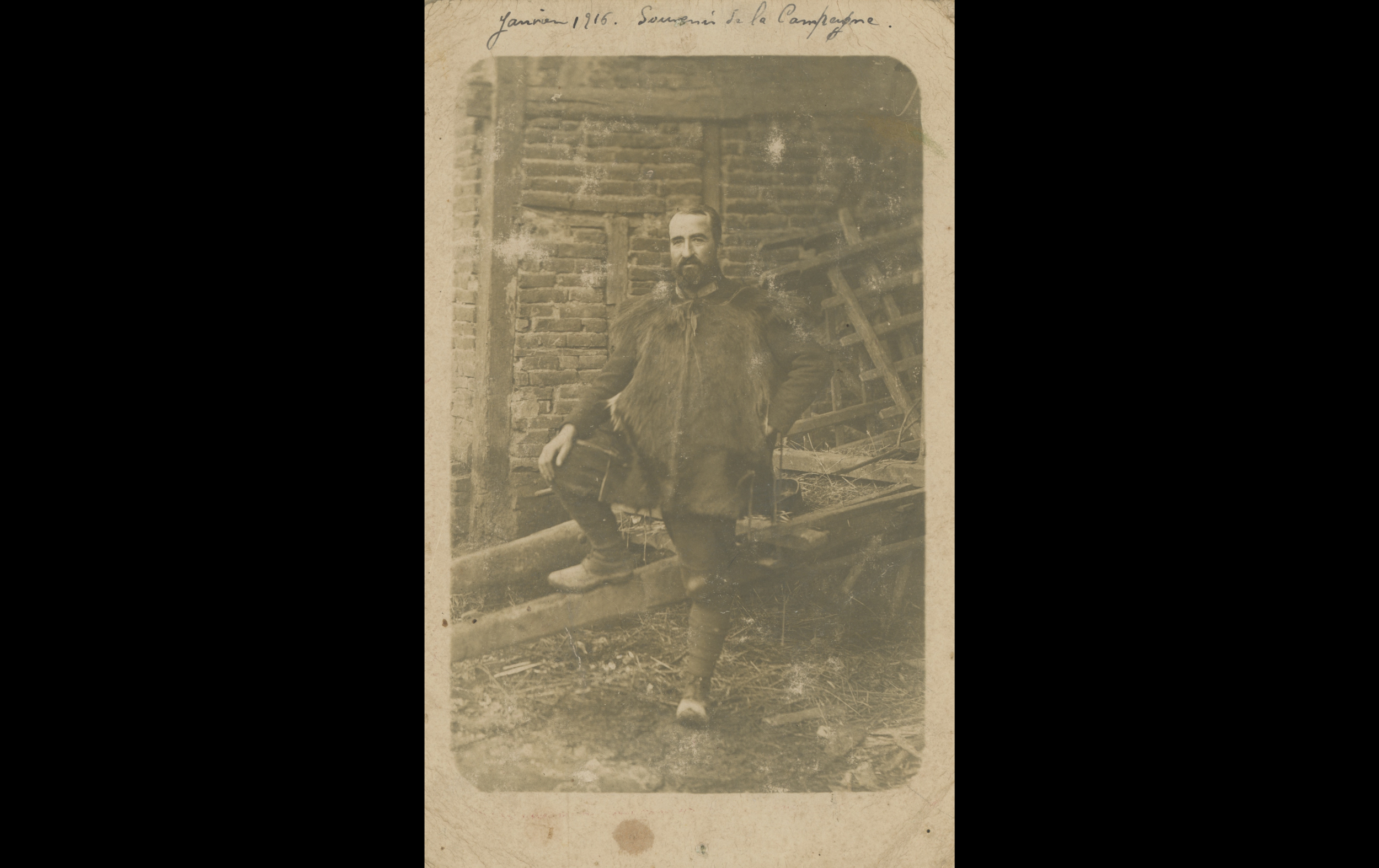 (16.48.A) Portrait of an infantryman of the 342nd Territorial Infantry Regiment
Date: January 1916
Location: ?
Unit: 342nd Infantry Regiment
Author: ?
Present in the photo: ?