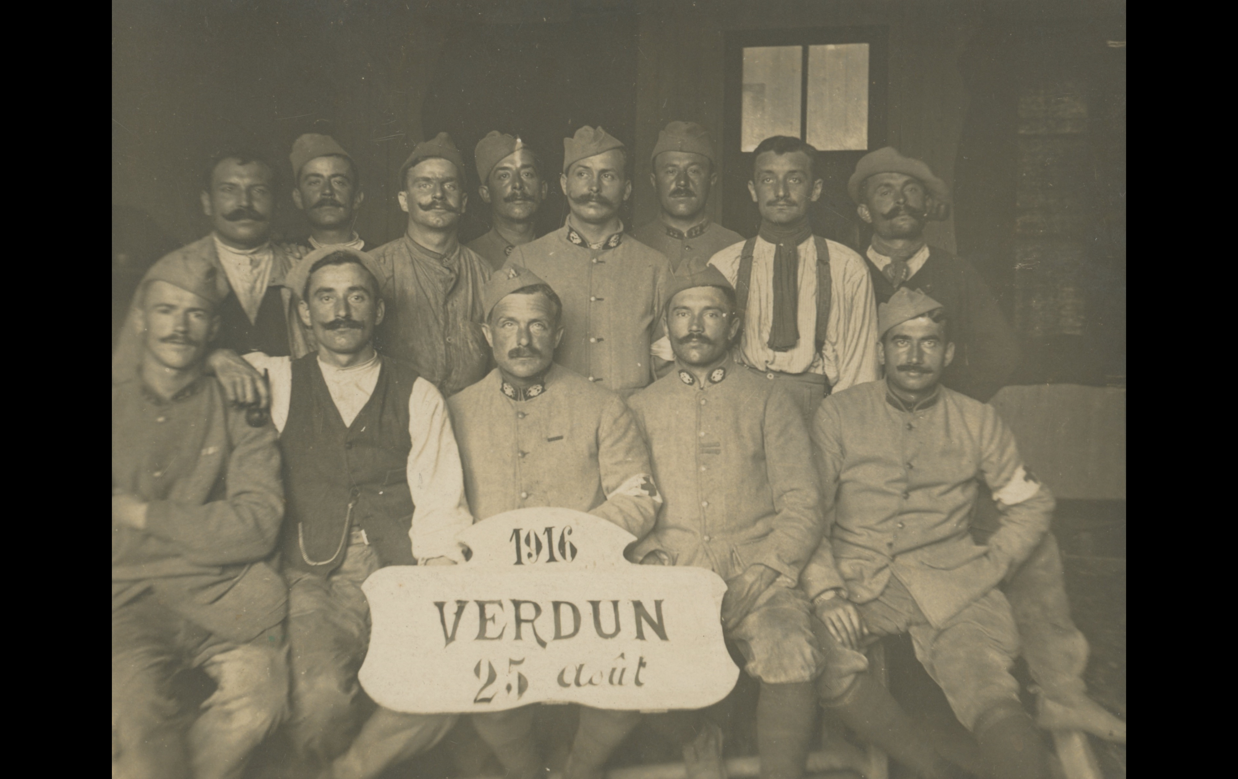 (16.4.A) Group photo of medics of the 17th Section of Military Nurses
Date: August 25th 1916
Location: Verdun, France (55)
Unit: 17th Section of Military Nurses
Author: François Henri Edouard CALAC
Present in the photo: 
1. François Henri Edouard CAL