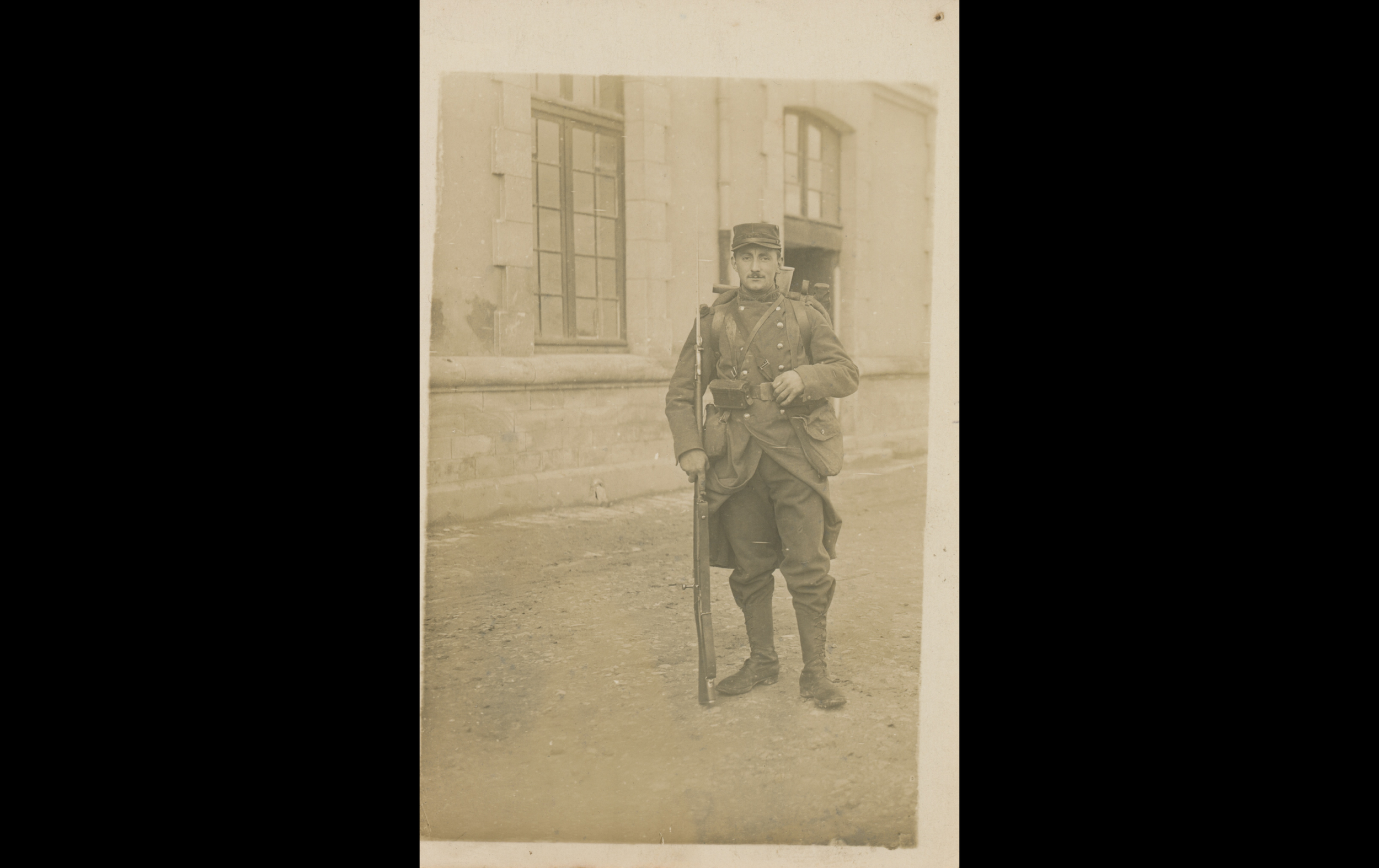 (14.1.A) Portrait of infantryman Auguste CHARTIER
Date: October 3rd 1914
Location: La Rochelle, France (17) [JMO]
Unit: 123rd Infantry Regiment
Author: ?
Present in the photo: 
1. Auguste CHARTIER (Mle 1128)
FM:  tinyurl.com/ynwzxx38 