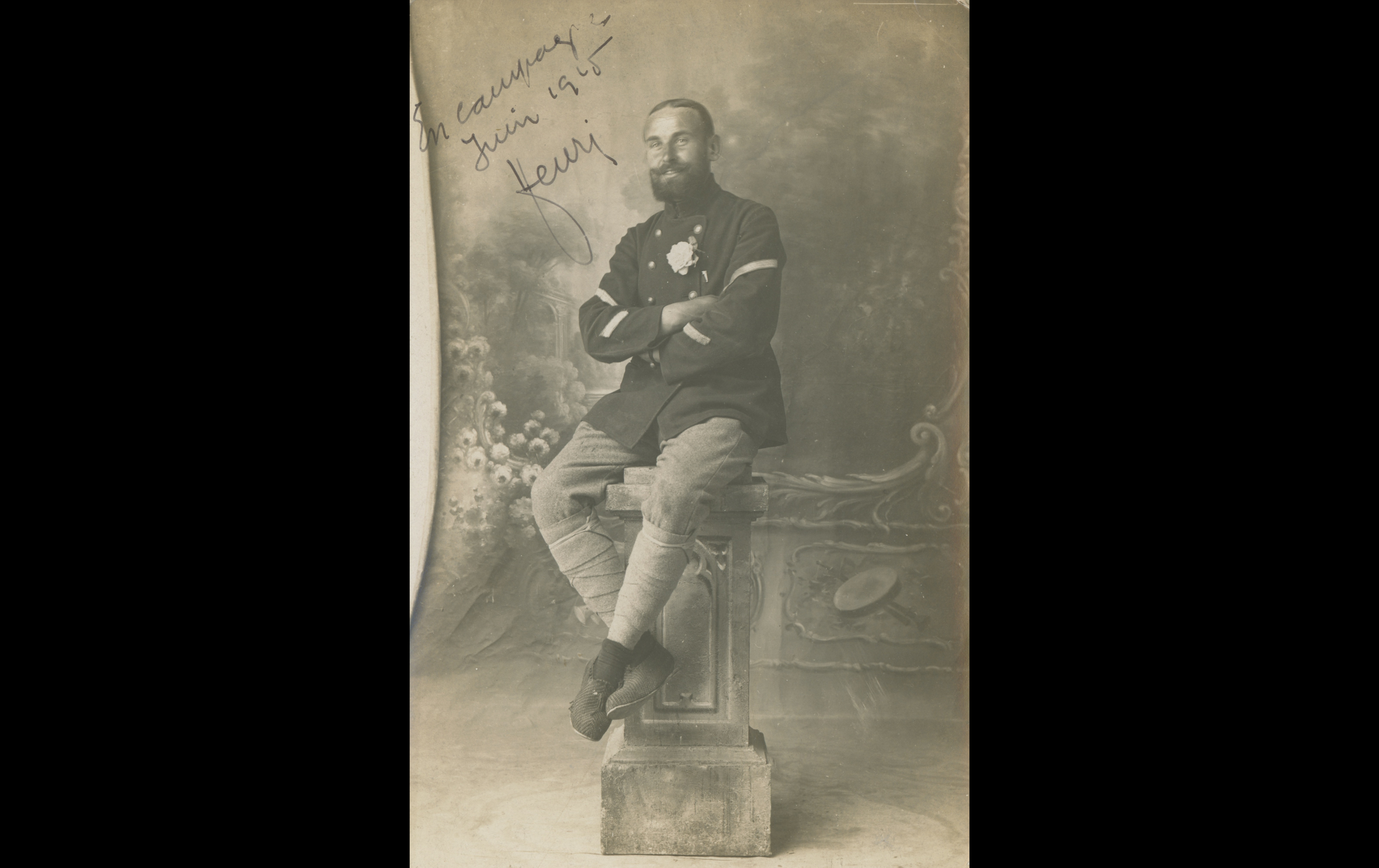 (15.2.2.A) Portrait of infantryman Henri Pierre BERNARD
Date: June 19th 1915
Location: Studio
Unit: 7th Colonial Infantry Regiment
Author: Henri Pierre BERNARD
Present in the photo: 
1. Henri Pierre BERNARD (Mle 1210)
FM:  tinyurl.com/3sm5vn3j 