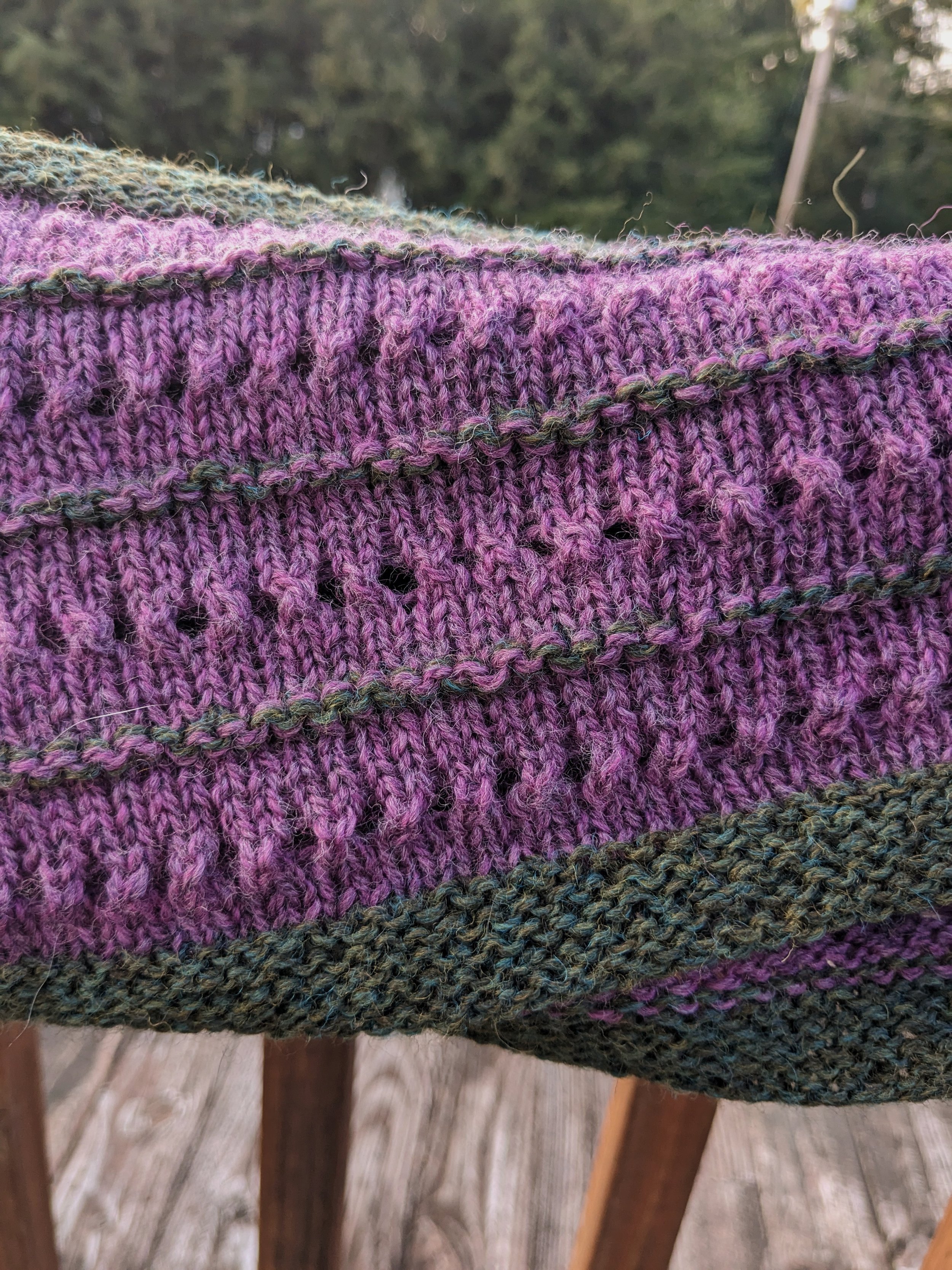 Free Knitting Pattern | A Little Pick Me Up Cowl