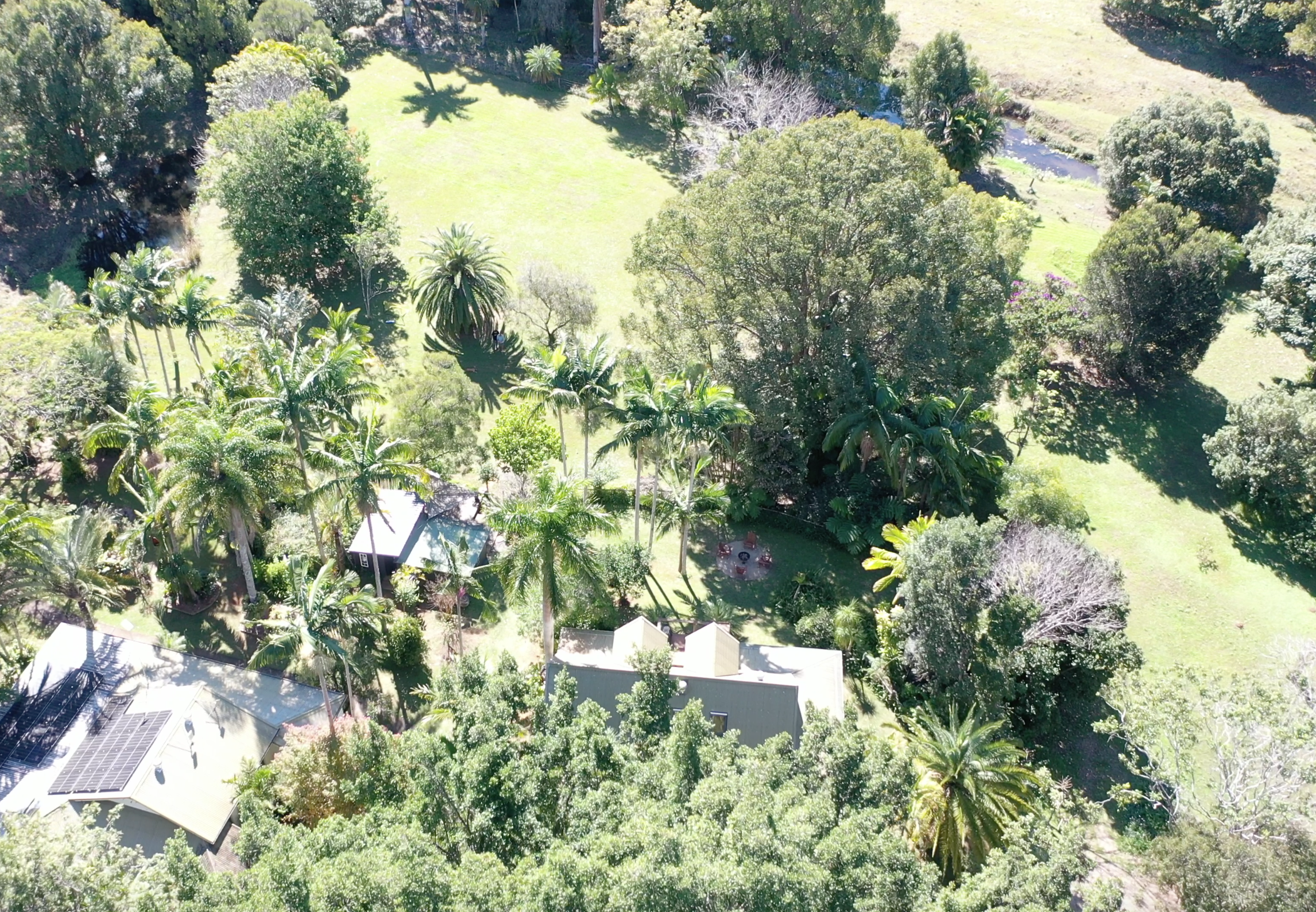 FigtreeCreekRetreat_aerial property.png