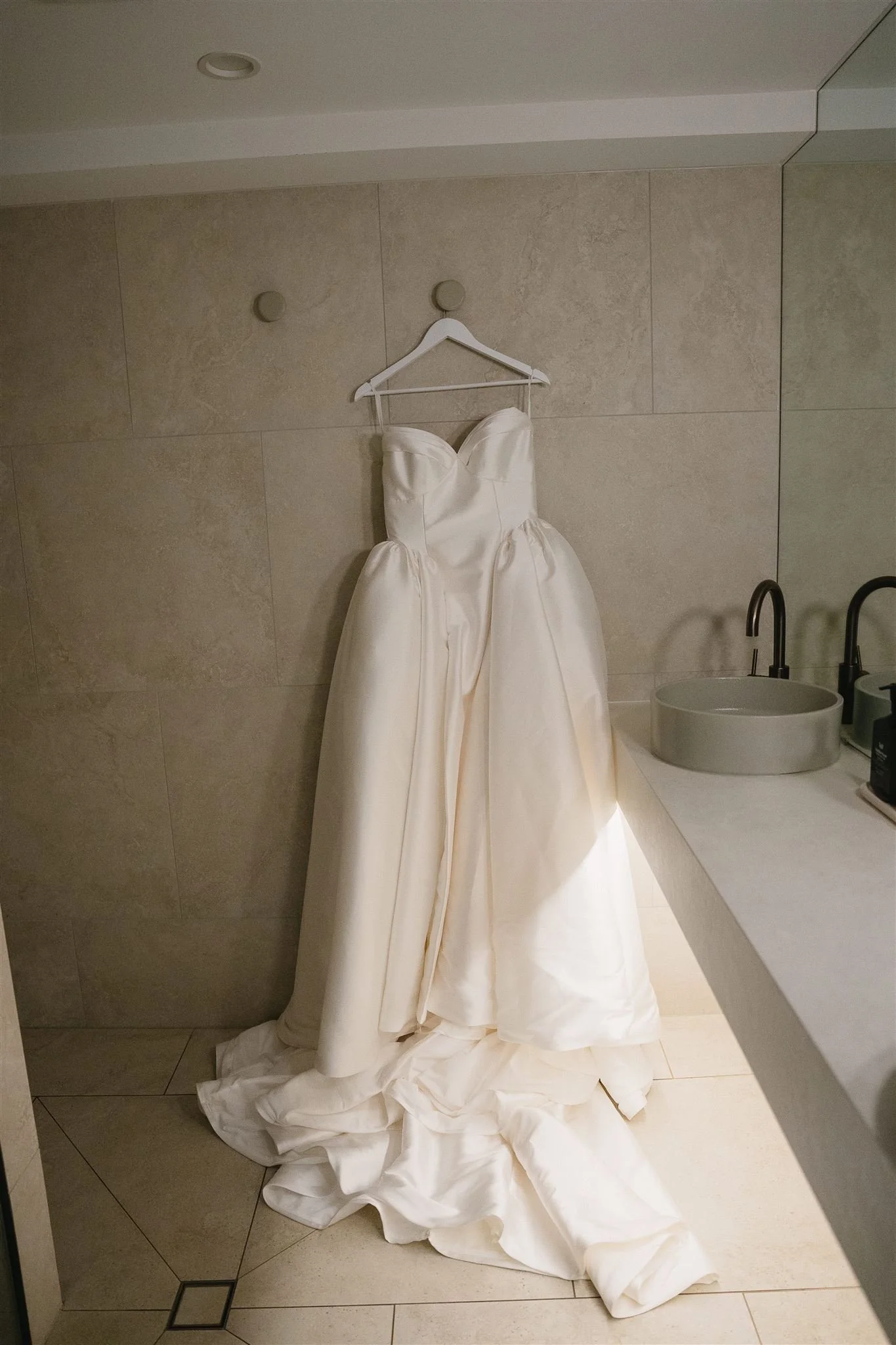 Michaela & Lochie Wedding-14_websize.jpg