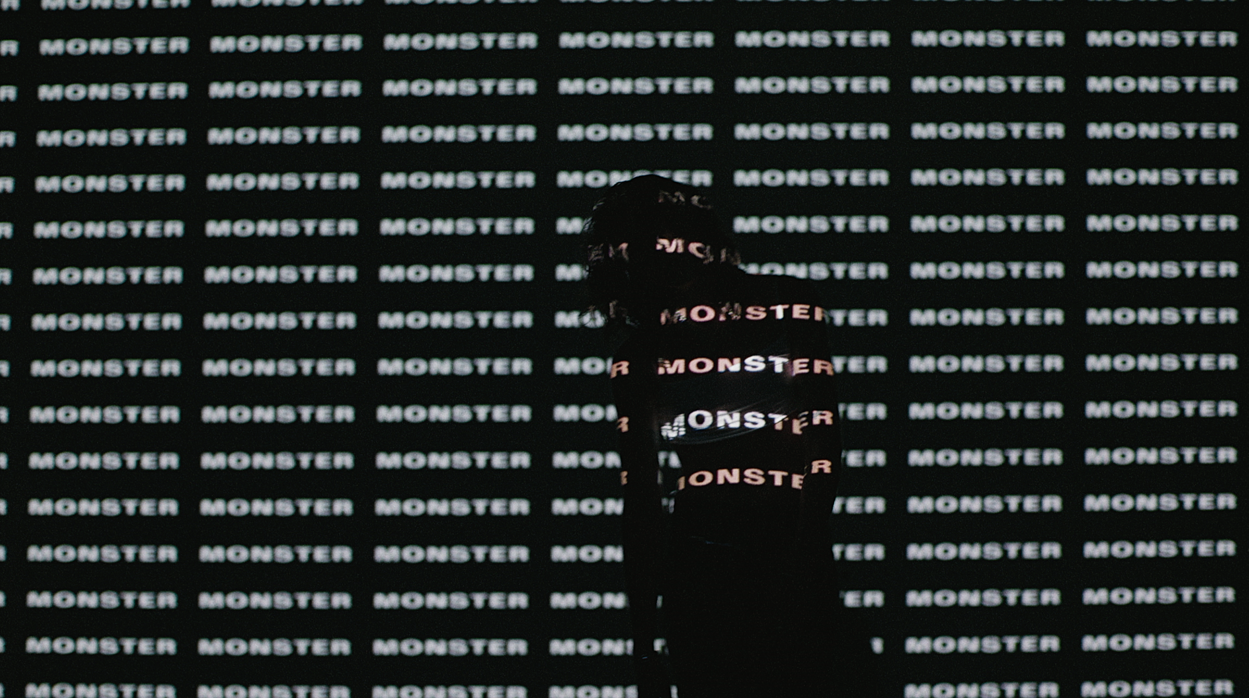 PVRIS_MONSTER8.png