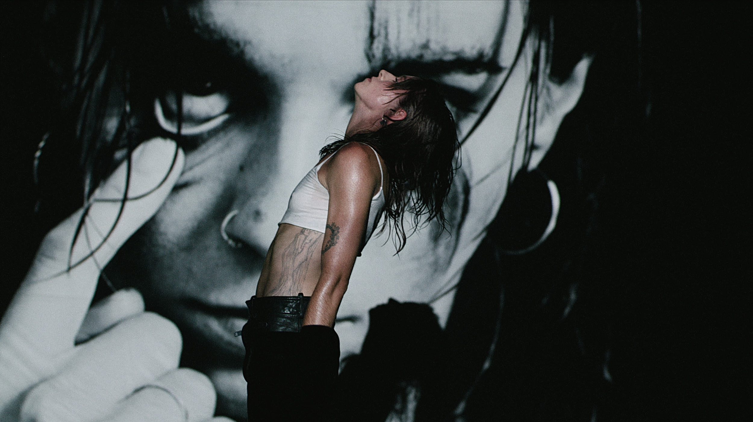 PVRIS_MONSTER9.png