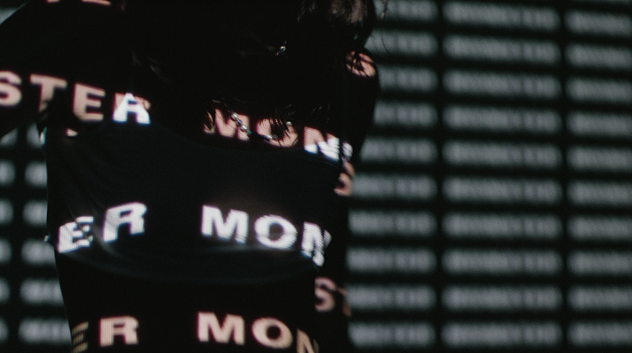 PVRIS_MONSTER28.png