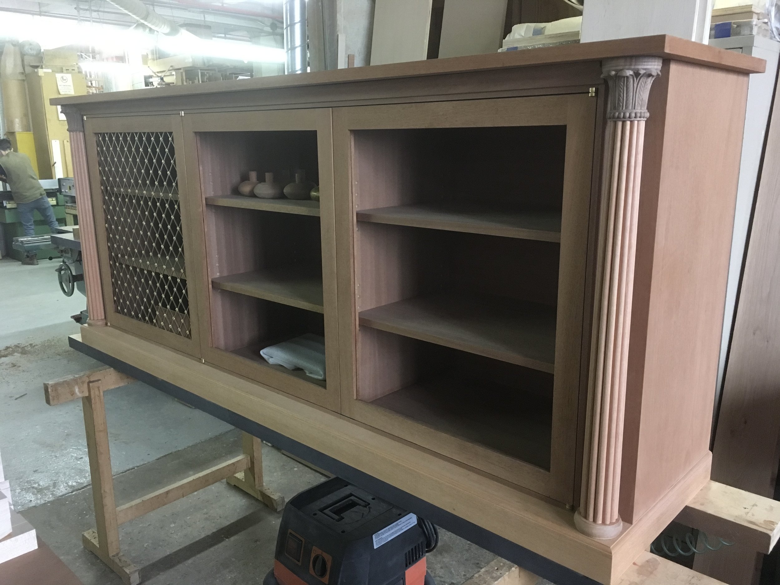 Turned and fluted columns for casework