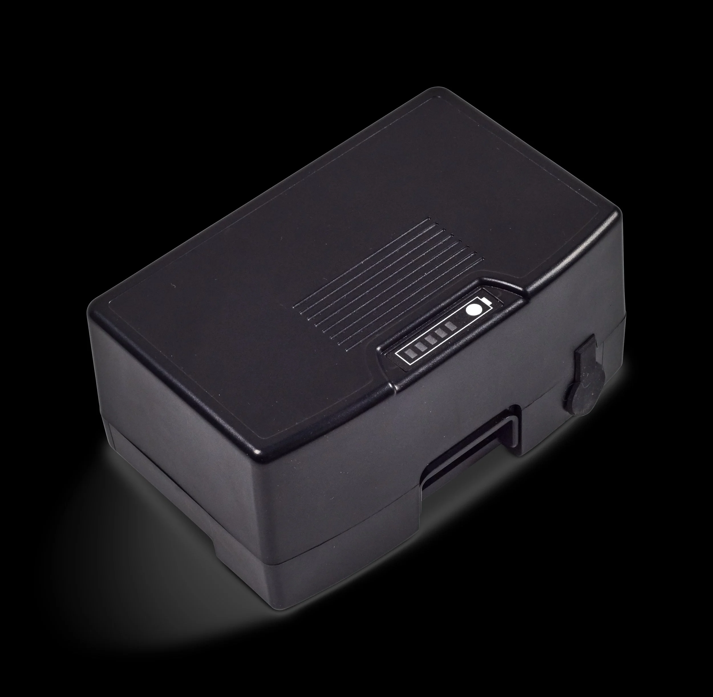 RV_R27CV Battery 3Q.jpg