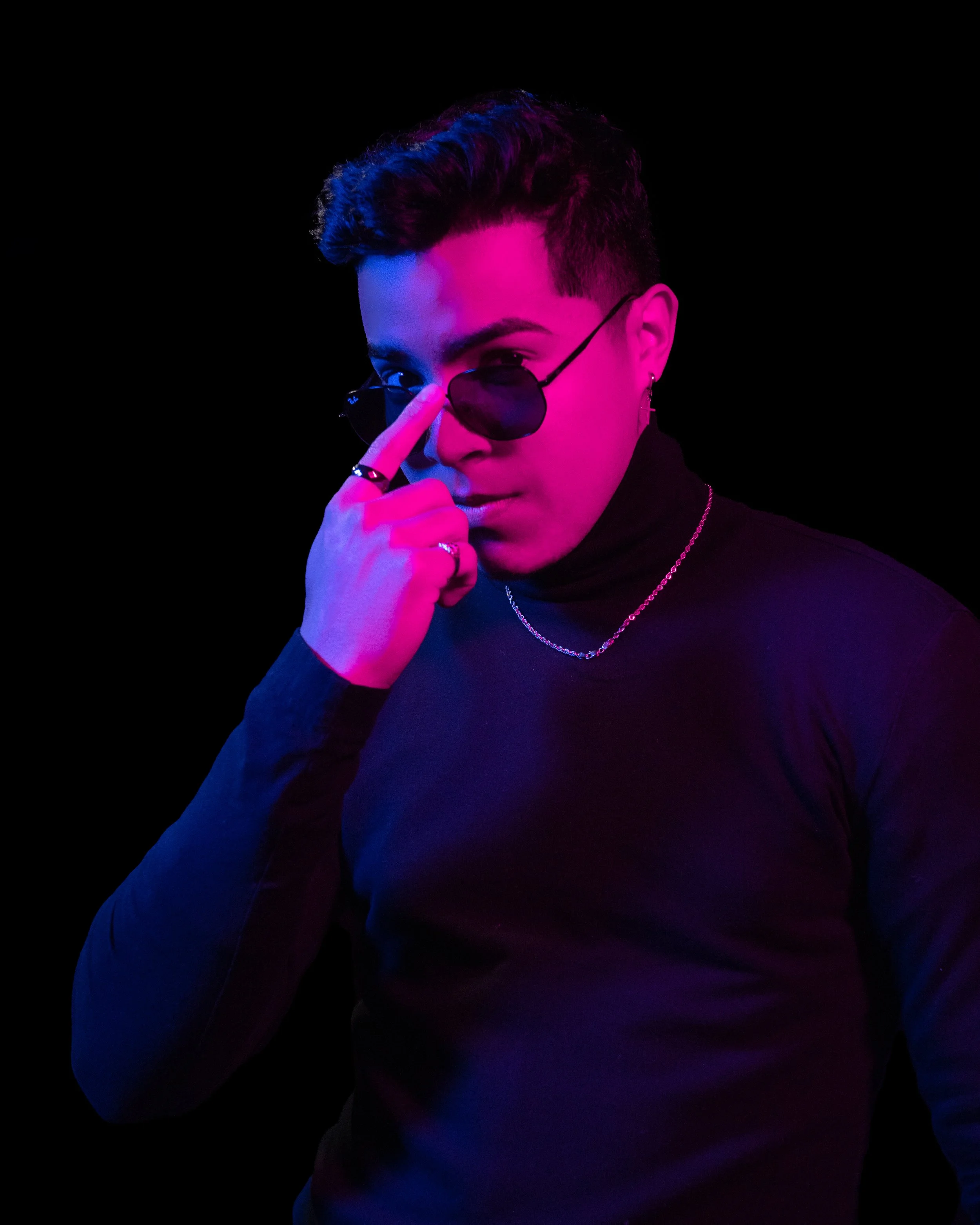 Jorge Neon Shoot-7.jpg