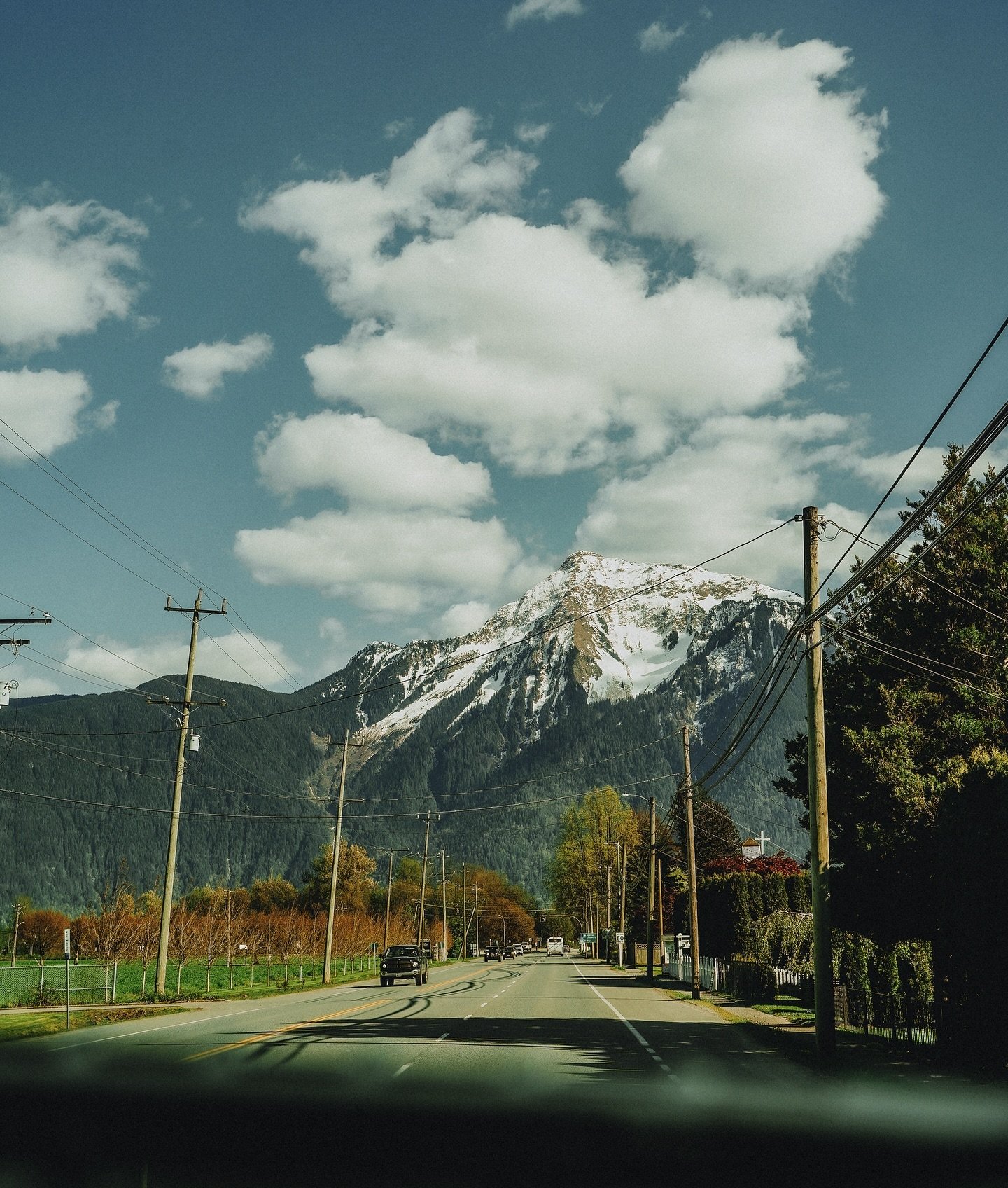 No matter how many times we drive down this road, this view always amazes us 🥲 

#chilliwack #agassiz #cheam #mtcheam #fraservalley #thefraservalley #britishcolumbia