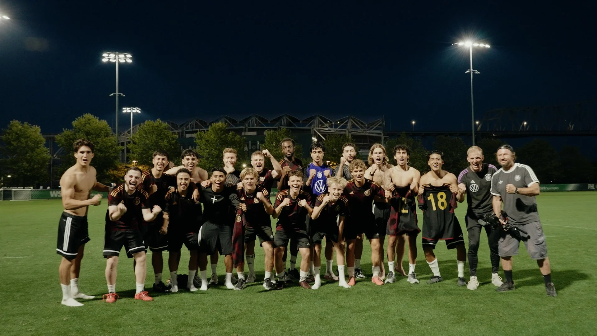 SCREEN SHOT .00_00_00_00.Still001.JPG