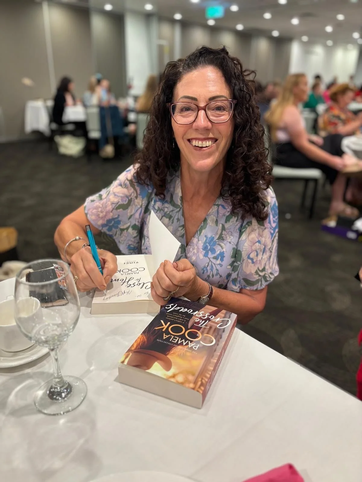 Magic happens when a group of people with a shared passion come together, and that was exactly the case yesterday at Merrylands Bowling Club for the annual @global_girls_bookclub lunch. ✨📚🥂

Meeting new readers and catching up with old writing frie