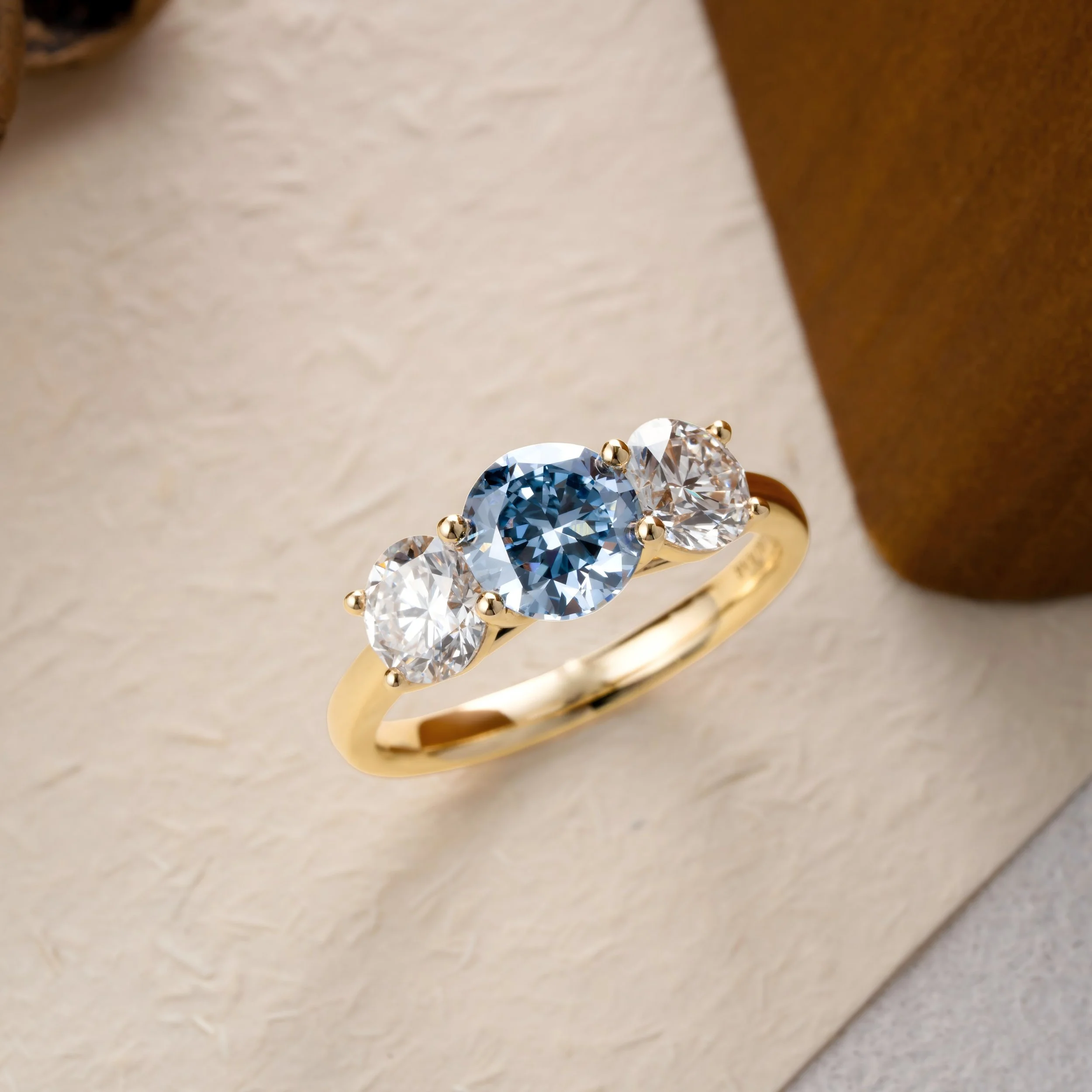 Bague en Diamant Commémorative -- R3117