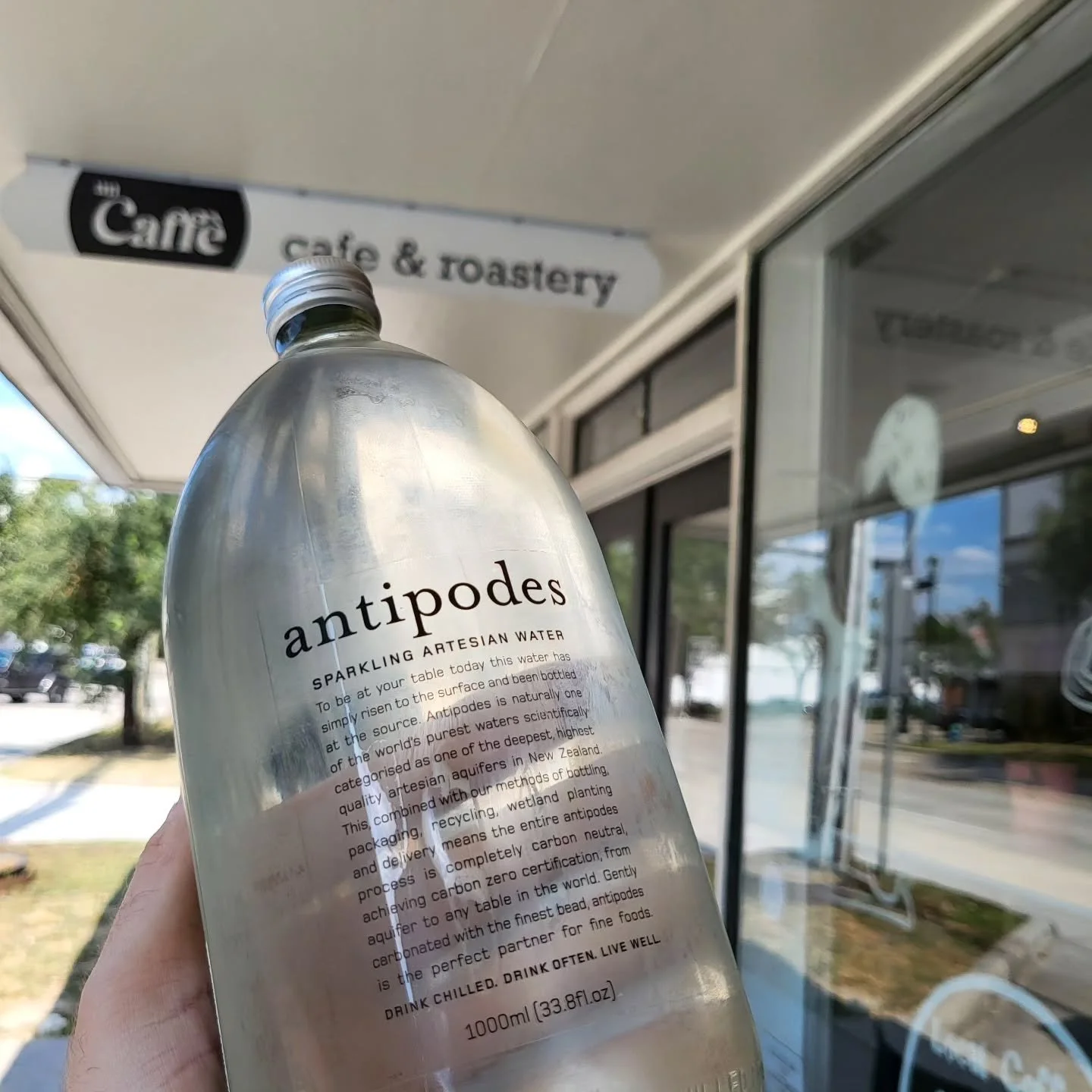 New watering hole over @un.caffe.roastery. A haven for liquid libation. 
Both Antipodes and the gorgeous Sant Aniol are perfect for washing and resetting the palate. With high amounts of silica, "the user" experiences a cohesive wash over t