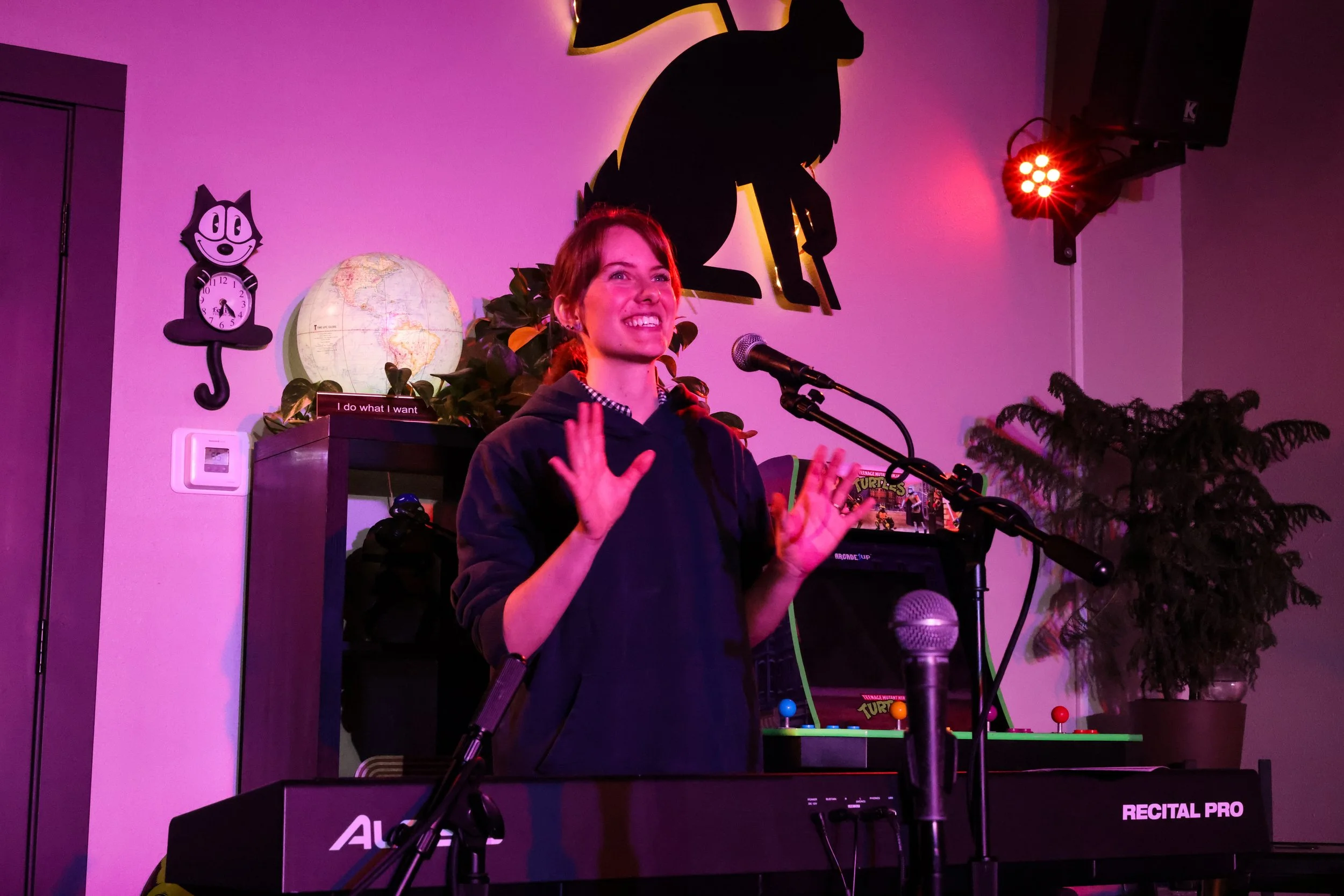 Kelsie Michelle at Tinier Desk Concerts by Jackalope Creative