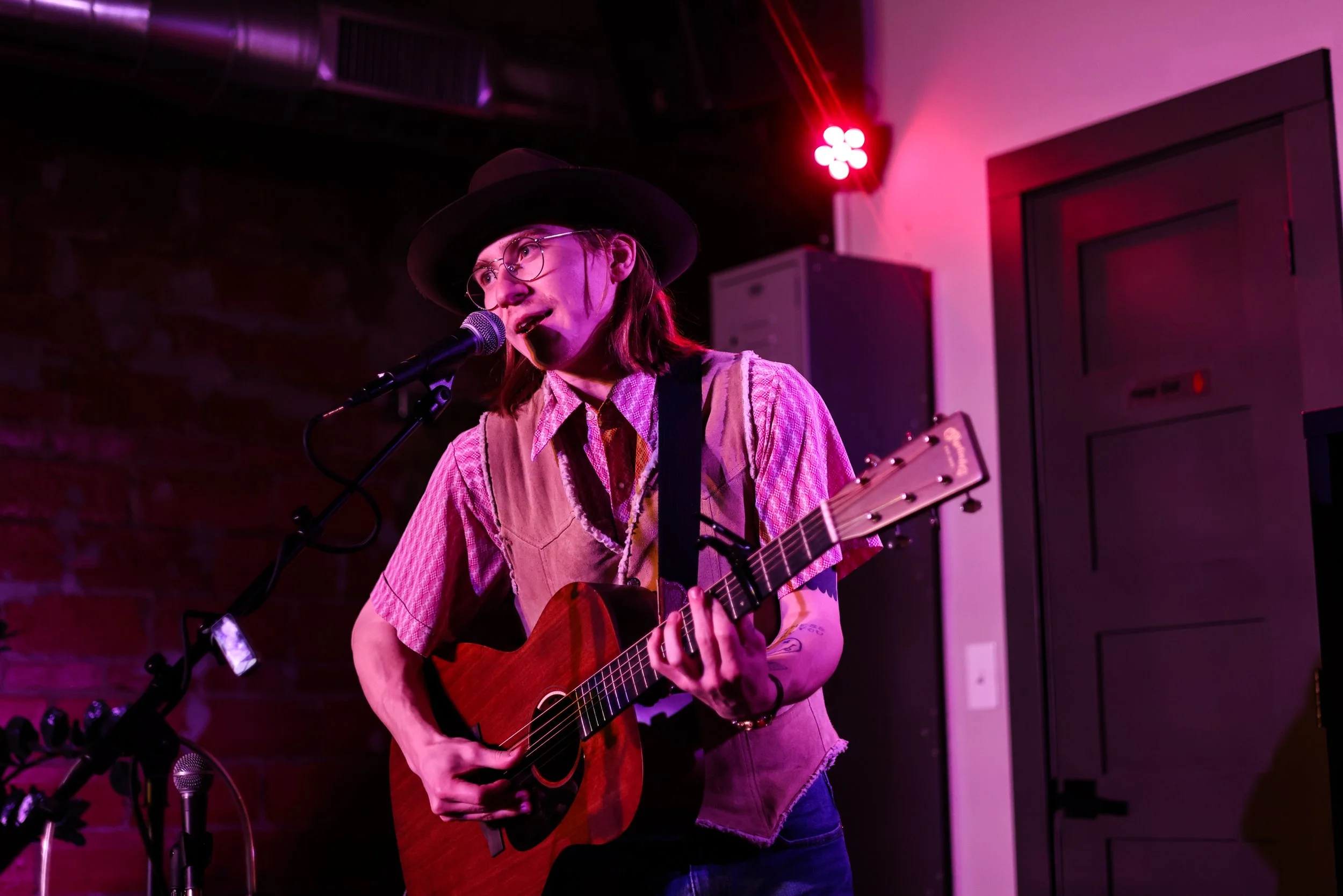 SammyBrue-20260420-5.jpg