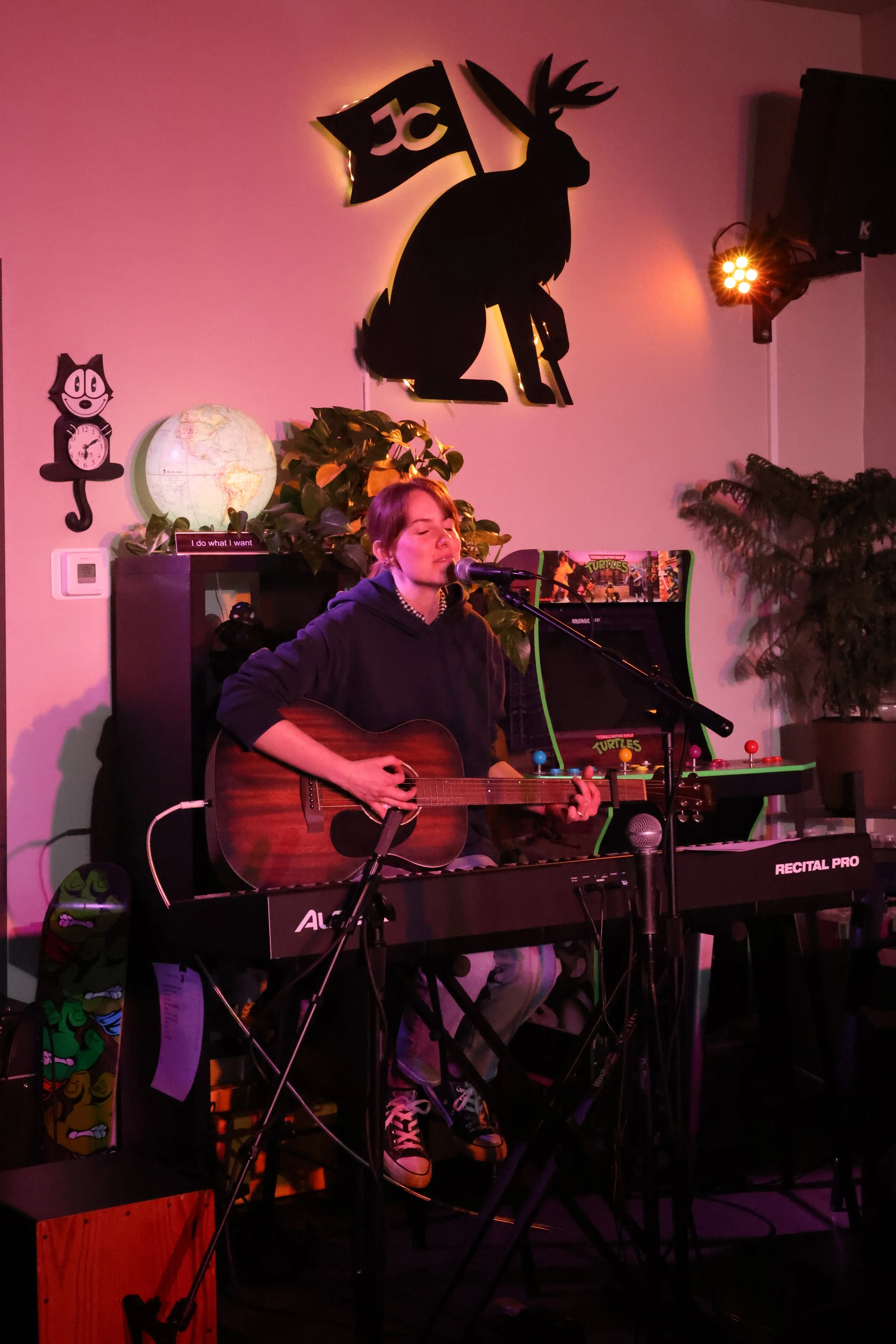 Kelsie Michelle at Tinier Desk Concerts by Jackalope Creative