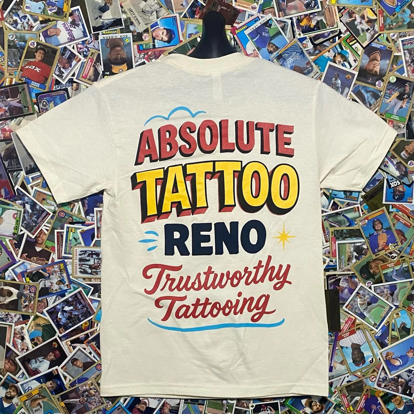 Some fun colors..

#reno #nv #renonv #nevada #screenprint  #pantone #ink #thread #patches #embroidery #threadandneedle #madeirathread #tmprintco #squeegee #mrcompanies #melco #tmprint #themutt #skeeno