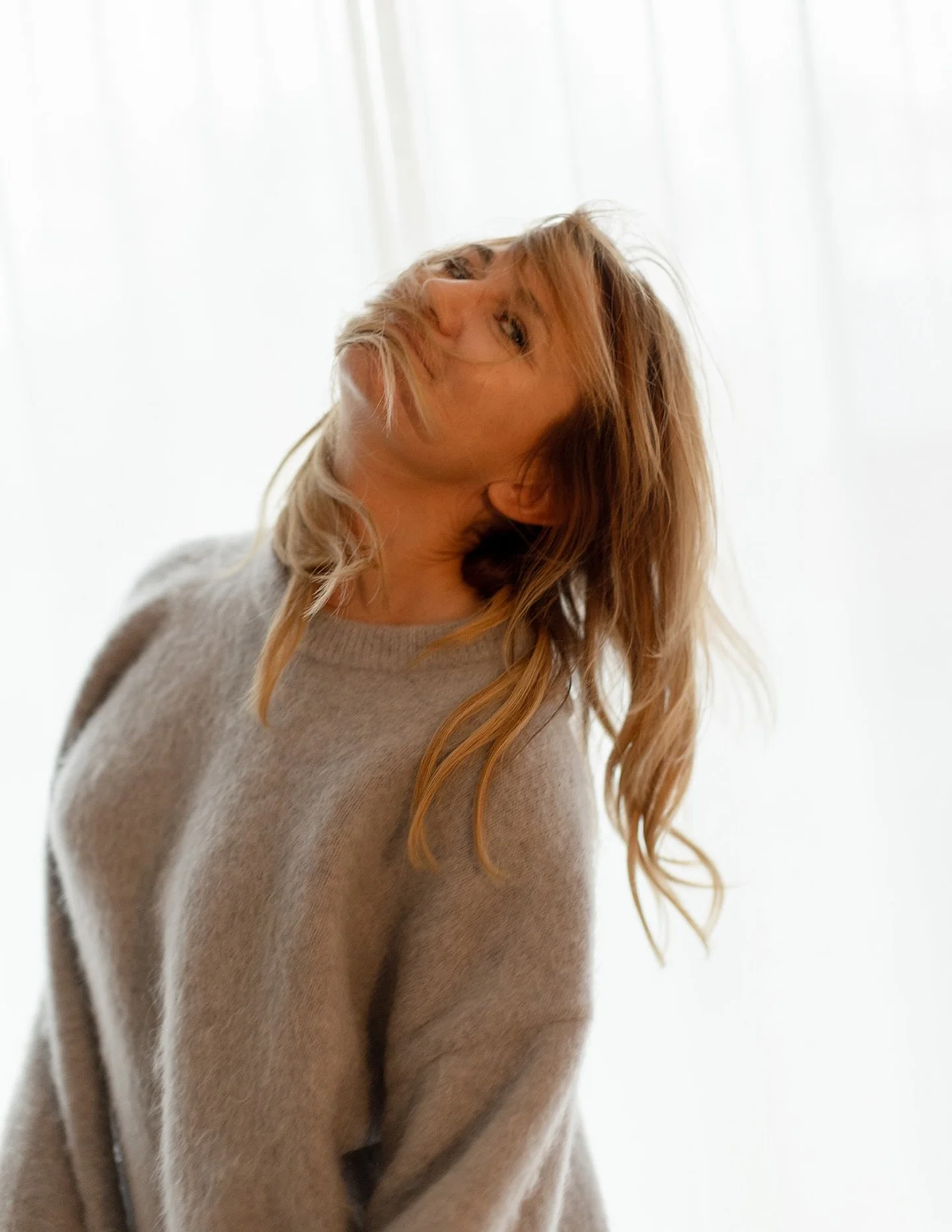 Stop turning desire into something you need to shrink.
Wanting doesn&rsquo;t make you weak- it makes you alive ✨

This week&hellip; fire in the sky x 7❤️&zwj;🔥 
Stay with it.

Join me inside the Field - weekly energetic guidance and magic that evolv