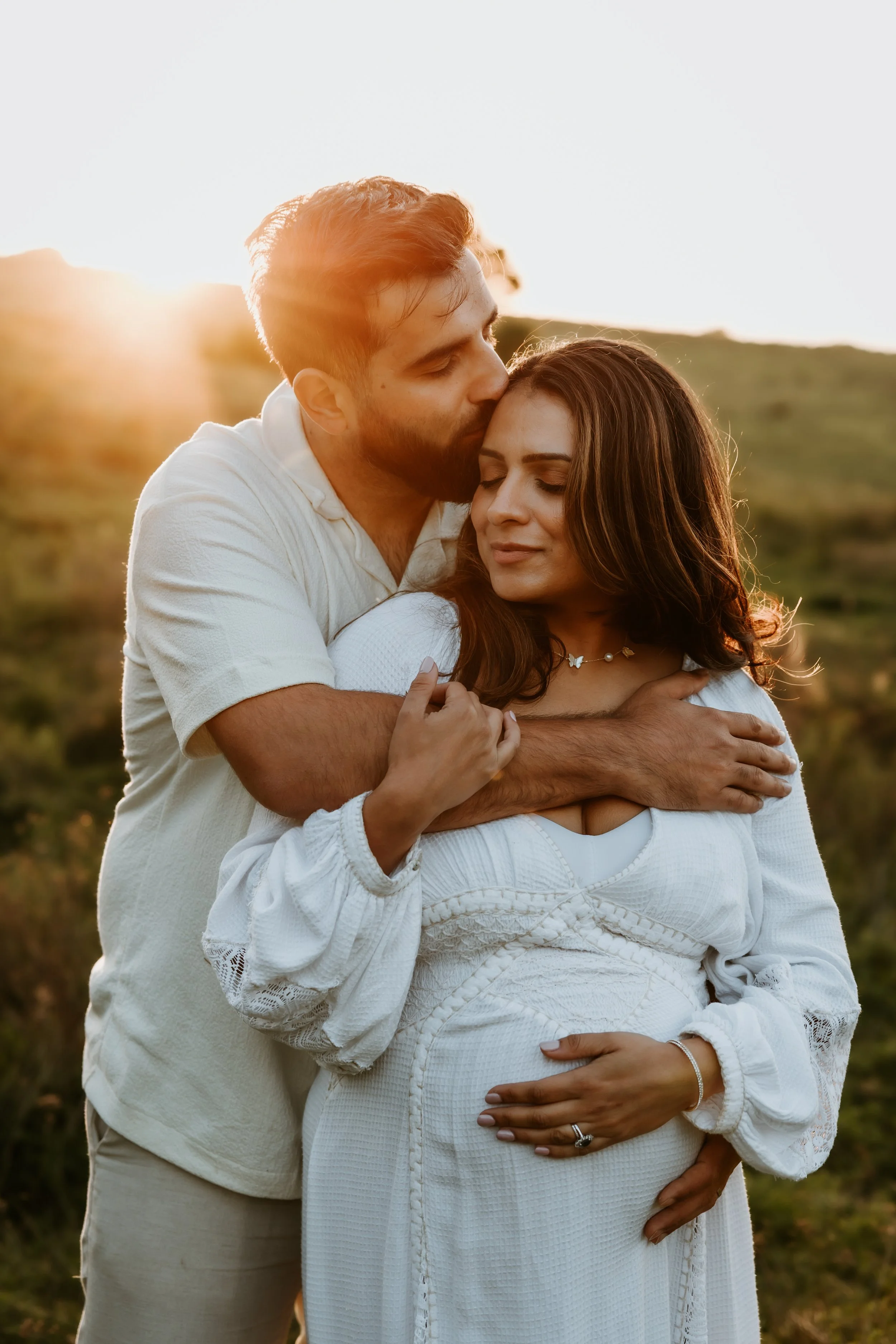Outdoor maternity photoshoot in Hertfordshire