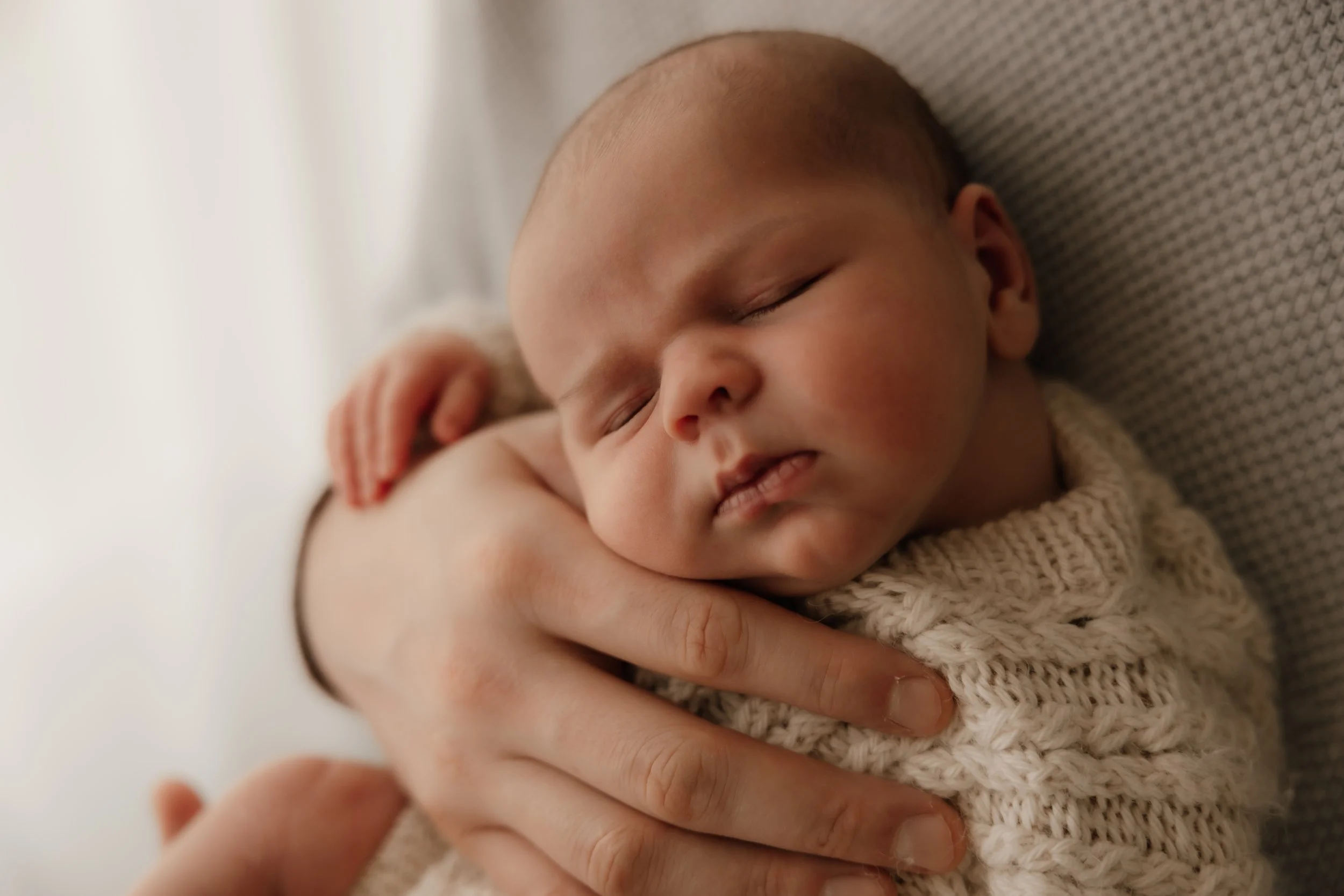 Natural newborn photography
Newborn photographer Hertfordshire
Relaxed newborn photoshoot
Newborn photography Hitchin