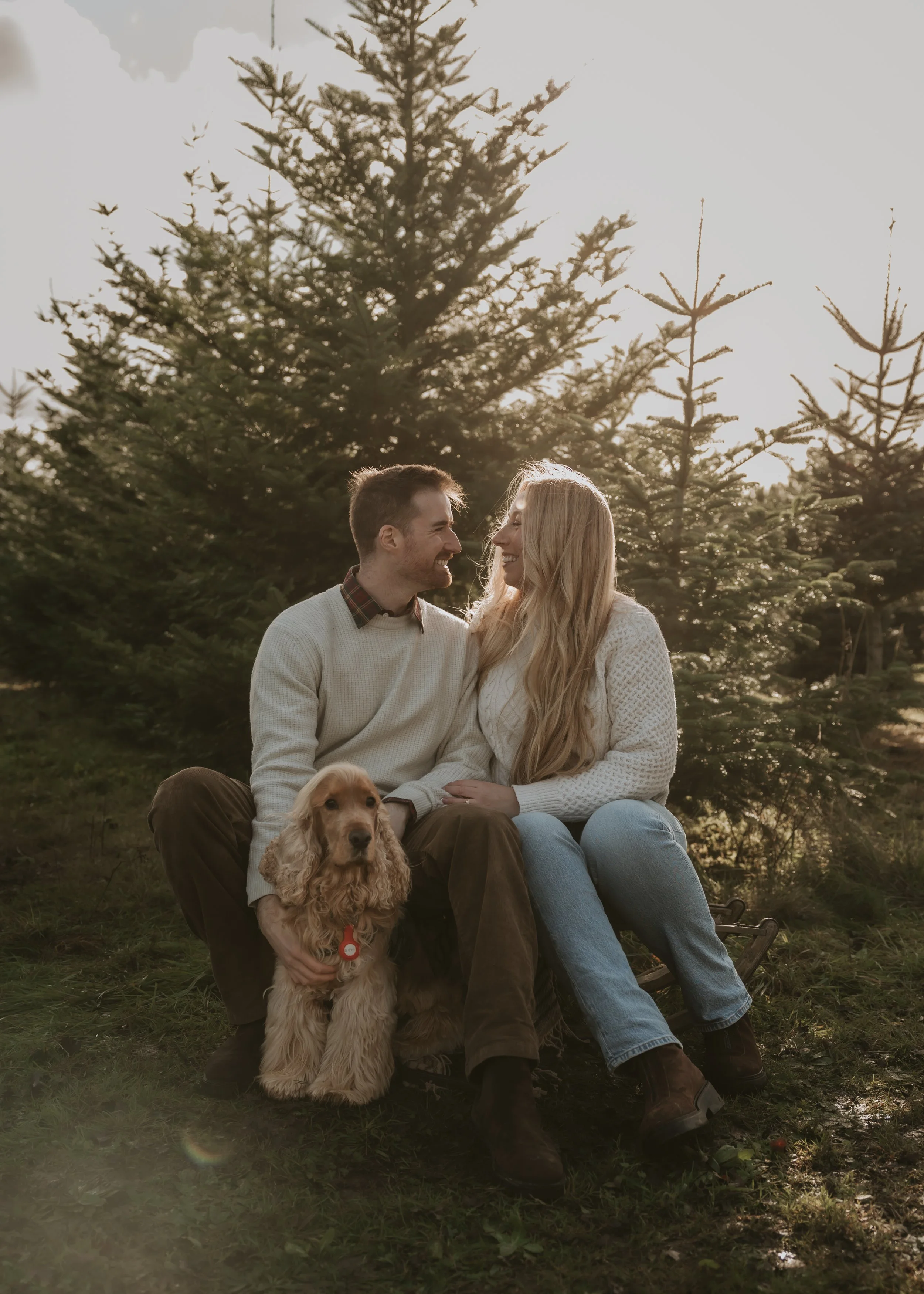 Hertfordshire Christmas photographer, Christmas mini sessions Hertfordshire, Hitchin Christmas photoshoot, family Christmas photoshoot Hertfordshire, Christmas tree farm photoshoot, studio Christmas mini sessions Hitchin, natural Christmas photograph