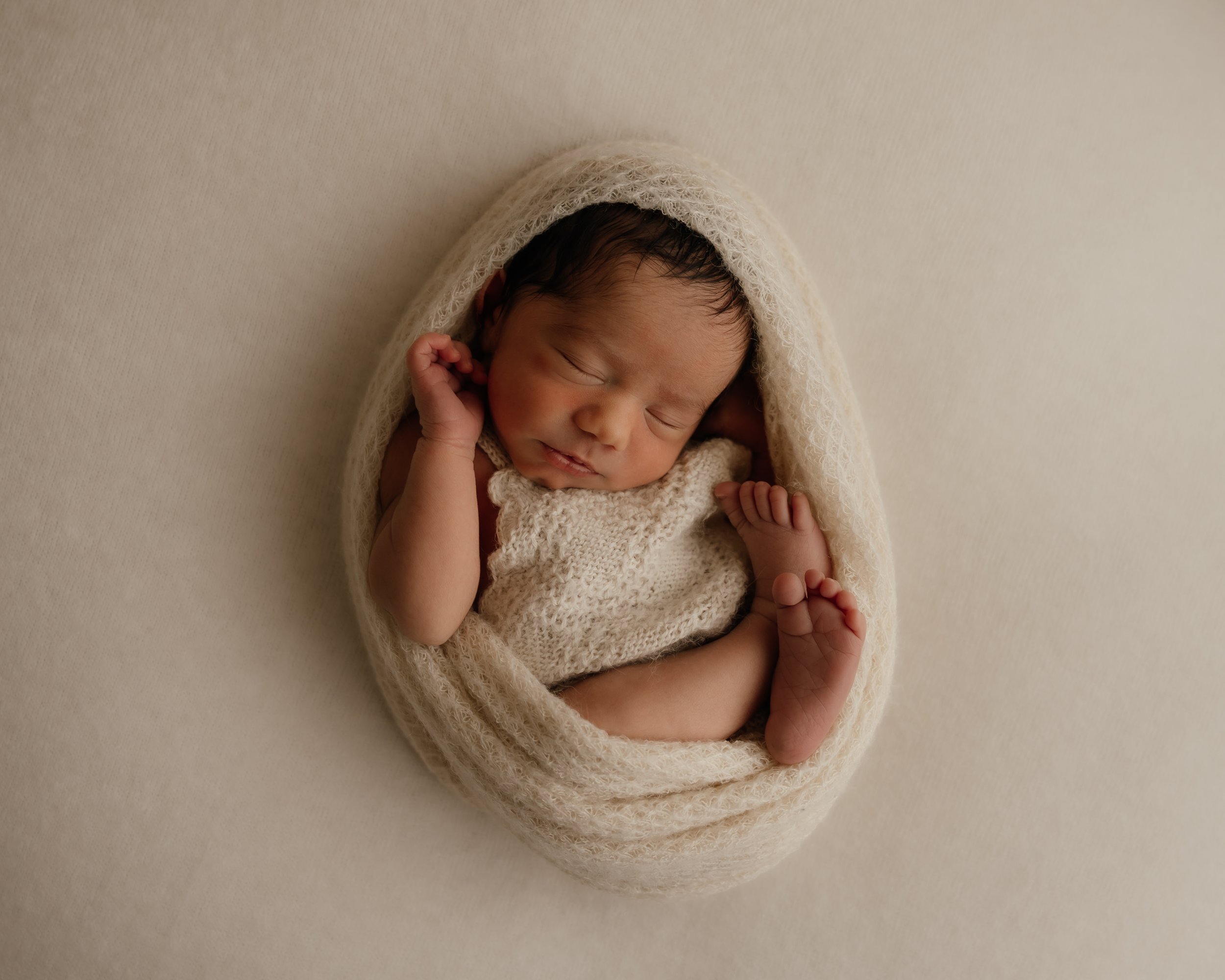 Newborn photography Hertfordshire
Newborn photoshoot Hitchin Hertfordshire
Emotive newborn photography
Natural newborn photography