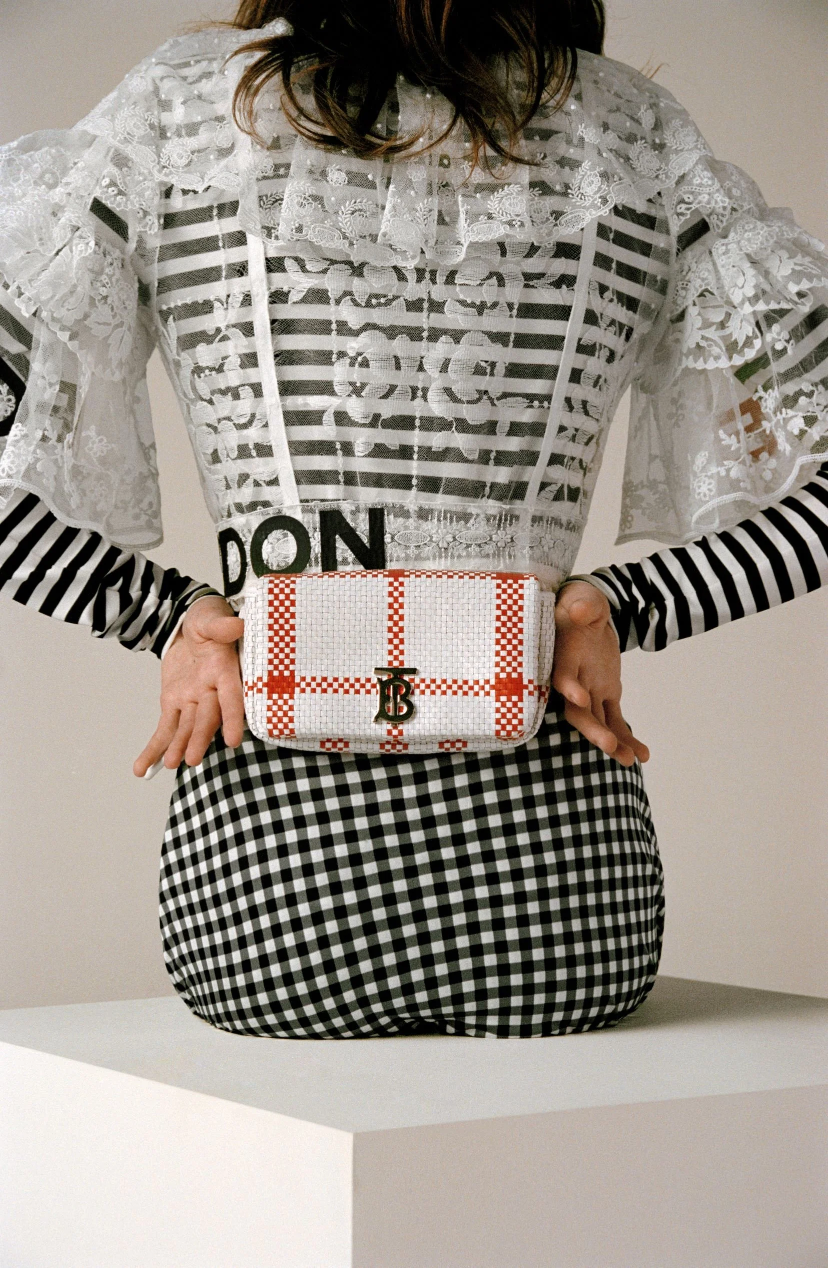 2020_SS20_PRODUCT_STORIES_DETAIL_RGB_CROPPED_002.jpg