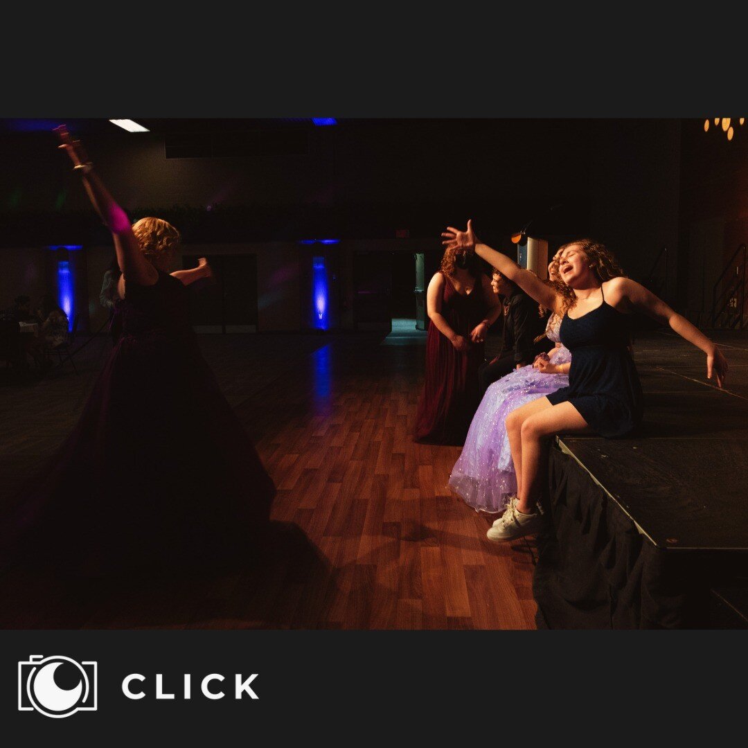 Our roaming photography captures candid moments among your guests. Memories that will last forever with just a click 

Message us with inquiries

Website in bio

#clickhfx #click #clickbooth #halifax #novascotia #photography #photobooth