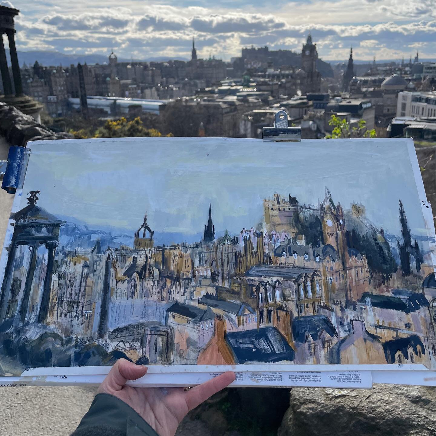 Painting yesterday in the spring sunshine, back to one of my favourite views of Edinburgh. 

It&rsquo;s a complex puzzle to get all those buildings in the right place, especially with the many tourists going buy and pausing for photos, but it&rsquo;s