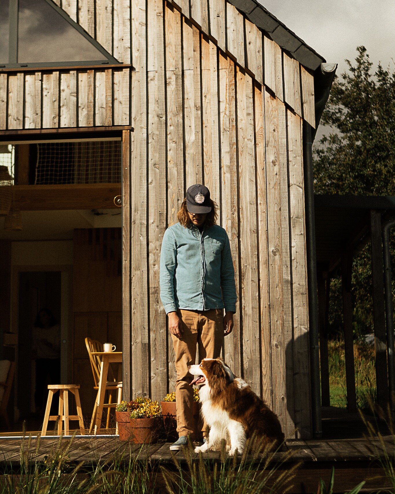 Question fr&eacute;quente sur les compagnons &agrave; 4 pattes, sont-ils accept&eacute;s ?
Non! Seul Oggy, notre berger australien est le maitre des lieux. 🐶

📸 : @studiopayol