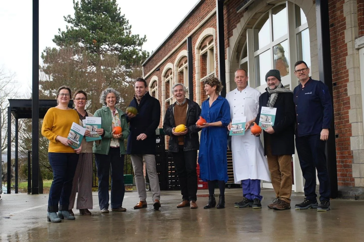 Minister van Landbouw Jo Brouns stimuleert samenwerking tussen bioboeren en zorgkeukens&nbsp;&nbsp;