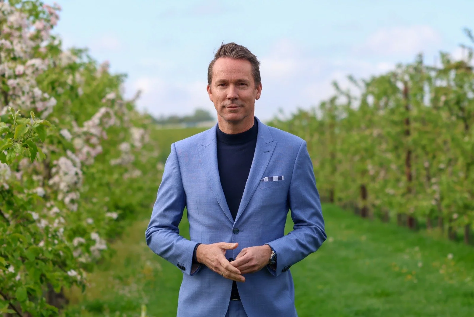 Minister Jo Brouns versterkt elektriciteitsnet in Noord-Limburg: Nieuw onderstation op hoogspanningslijn tussen Massenhoven en Van Eyck in Balen