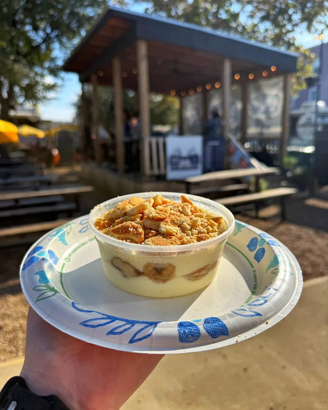 Celebrate Dolly Day with her favorite dessert! We&rsquo;ve got banana pudding on deck tonight only for $6🍅