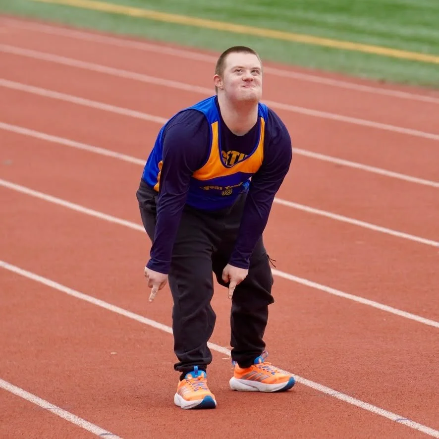 Getting psyched up for the 50m.
.
.
.
@adidasrunning #downsyndrome #theluckyfew #inclusion #AdaptiveAthletes #downsyndromeawareness