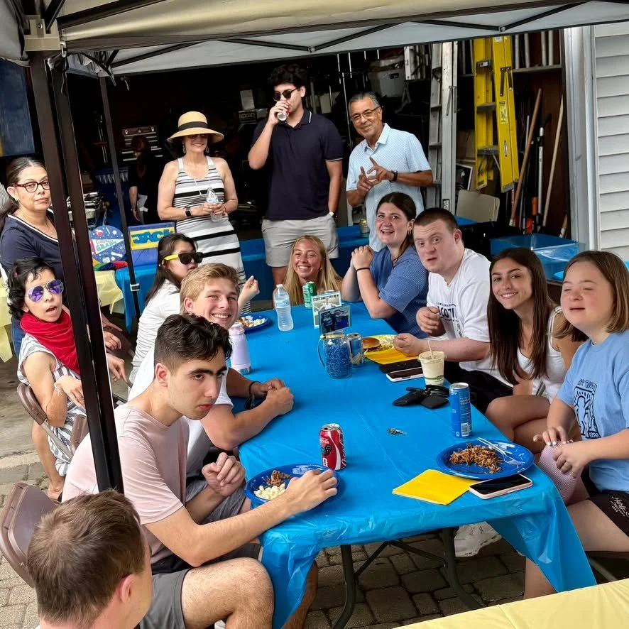 Just some of the photos from an awesome grad party. Thank you all for the memories. #WeAreLT 🦁💙💛
.
.
.
@lths204 #downsyndrome #theluckyfew #inclusion #downsyndromeawareness #choosetoinclude