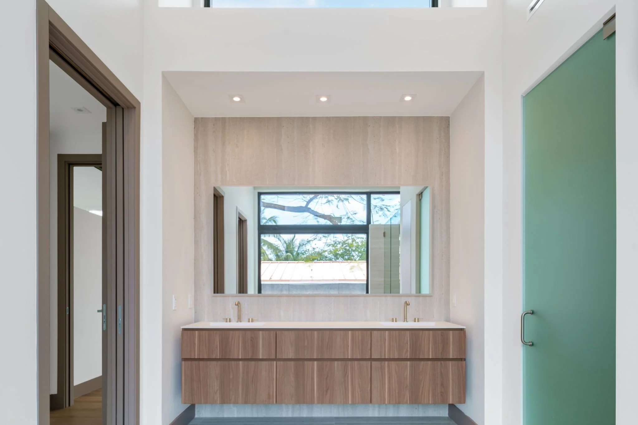 17-web-or-mls-510 NE 52nd St_DSC3250.jpg