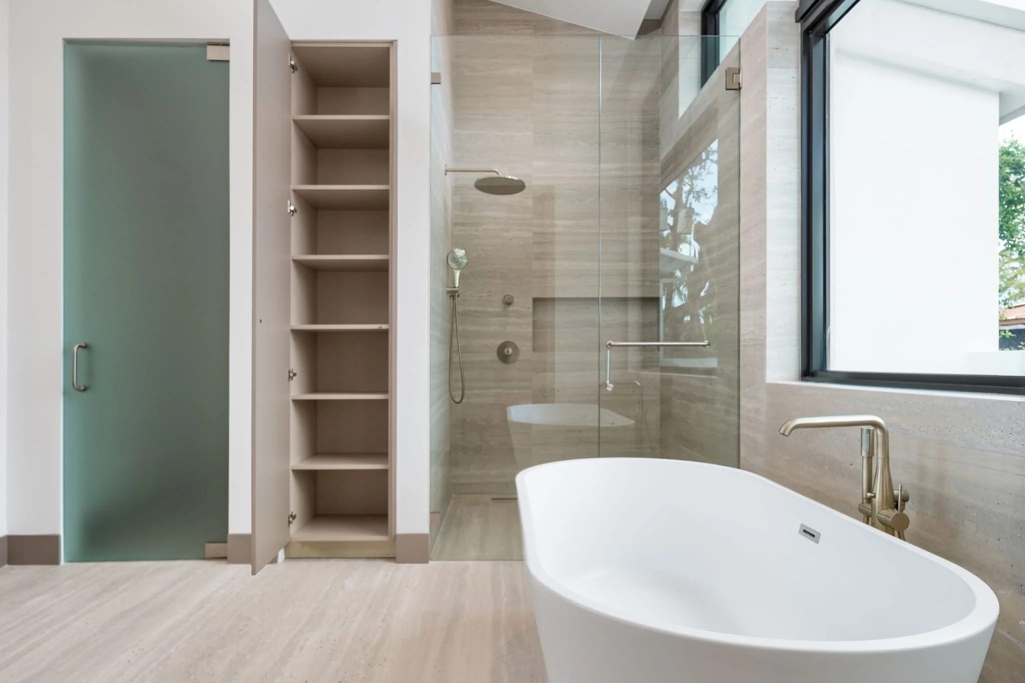 16-web-or-mls-510 NE 52nd St_DSC3300.jpg