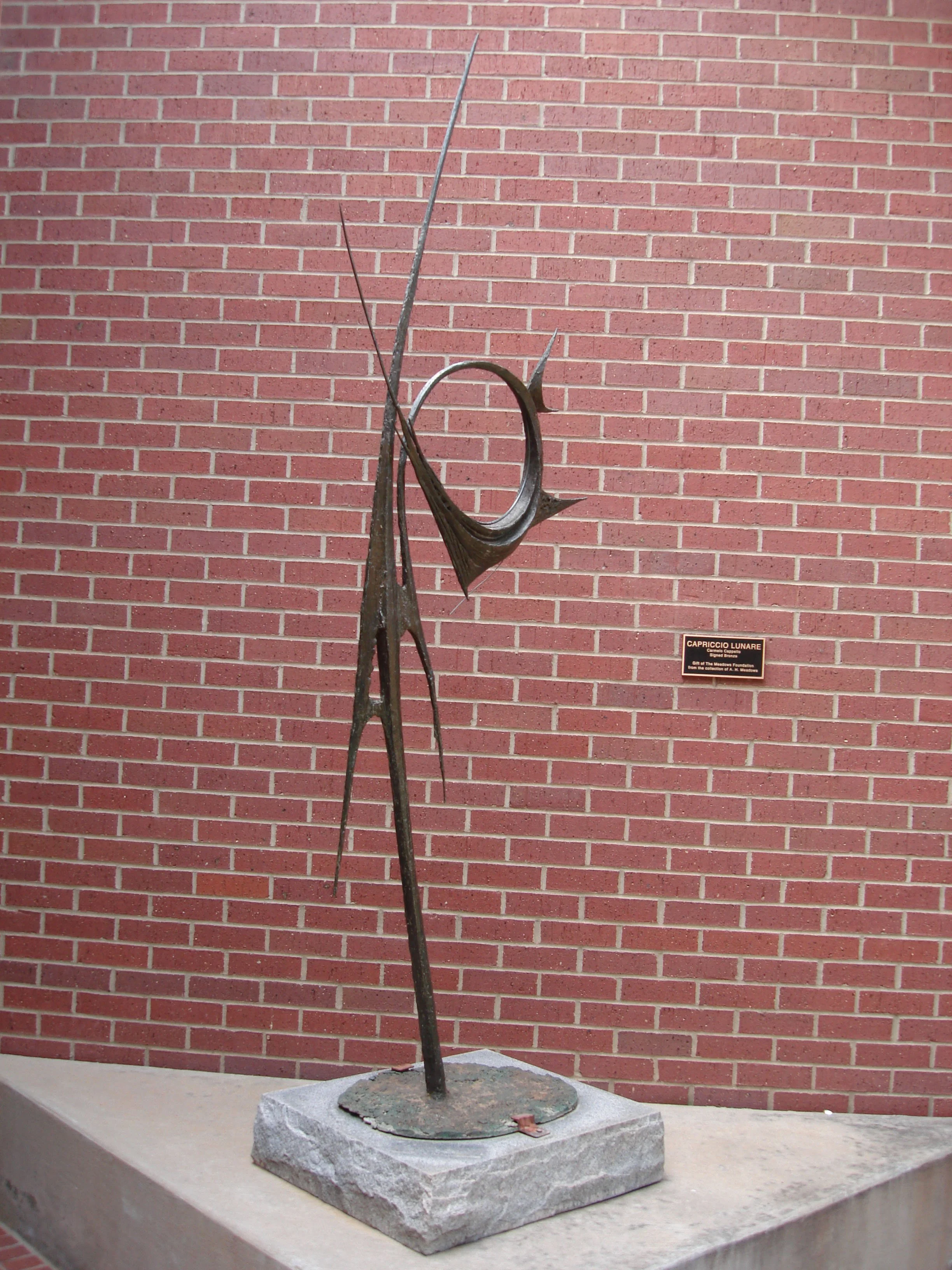 Carmelo Cappello (Italian 1912-1996) "Capriccio Lunare", ca. 1950s, bronze, gift of Meadows Foundation, 1985 (88'' H x 42" W x 17'' D)