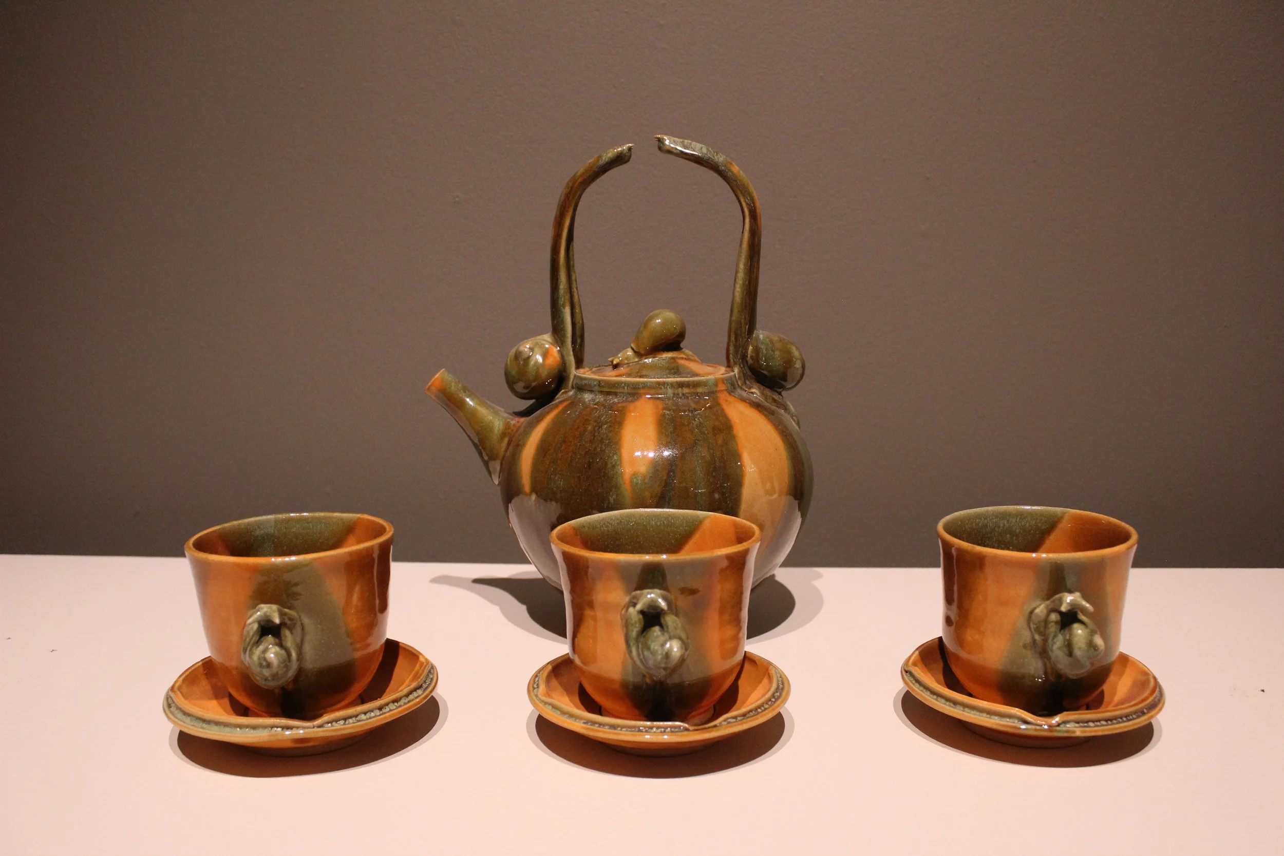 Daiken Asakawa, "Meet Snail" 2019, Ceramic,  Gift of the Artist