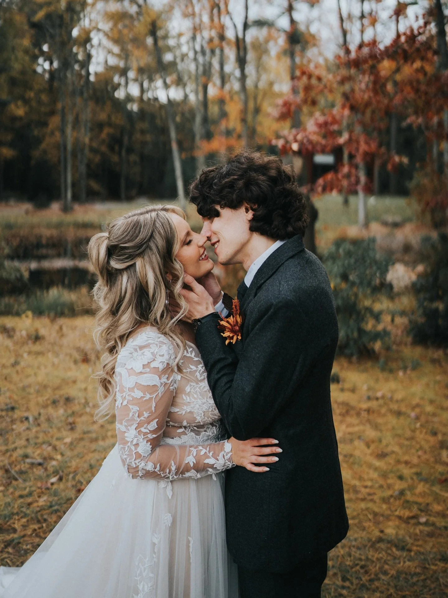 Since the beginning of September, I&rsquo;ve taken around 25,000 images &mdash; and I know every wedding photographer out there at the end of their season is feeling that same mix of gratitude and overwhelm. 

This year took me everywhere from Tennes